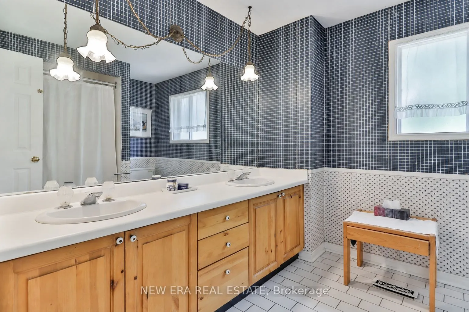 17 Bobmar Road