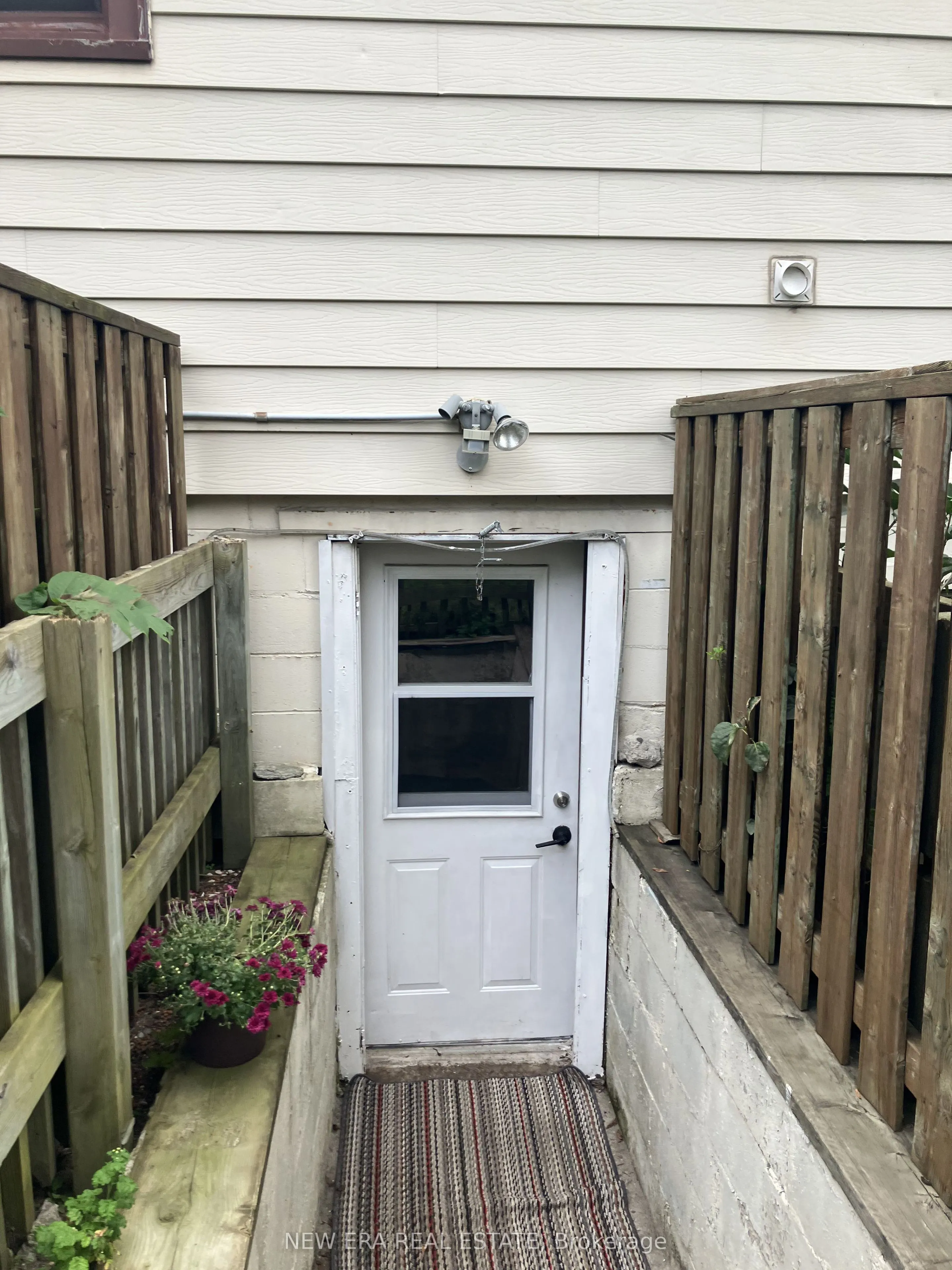 17 Bobmar Road