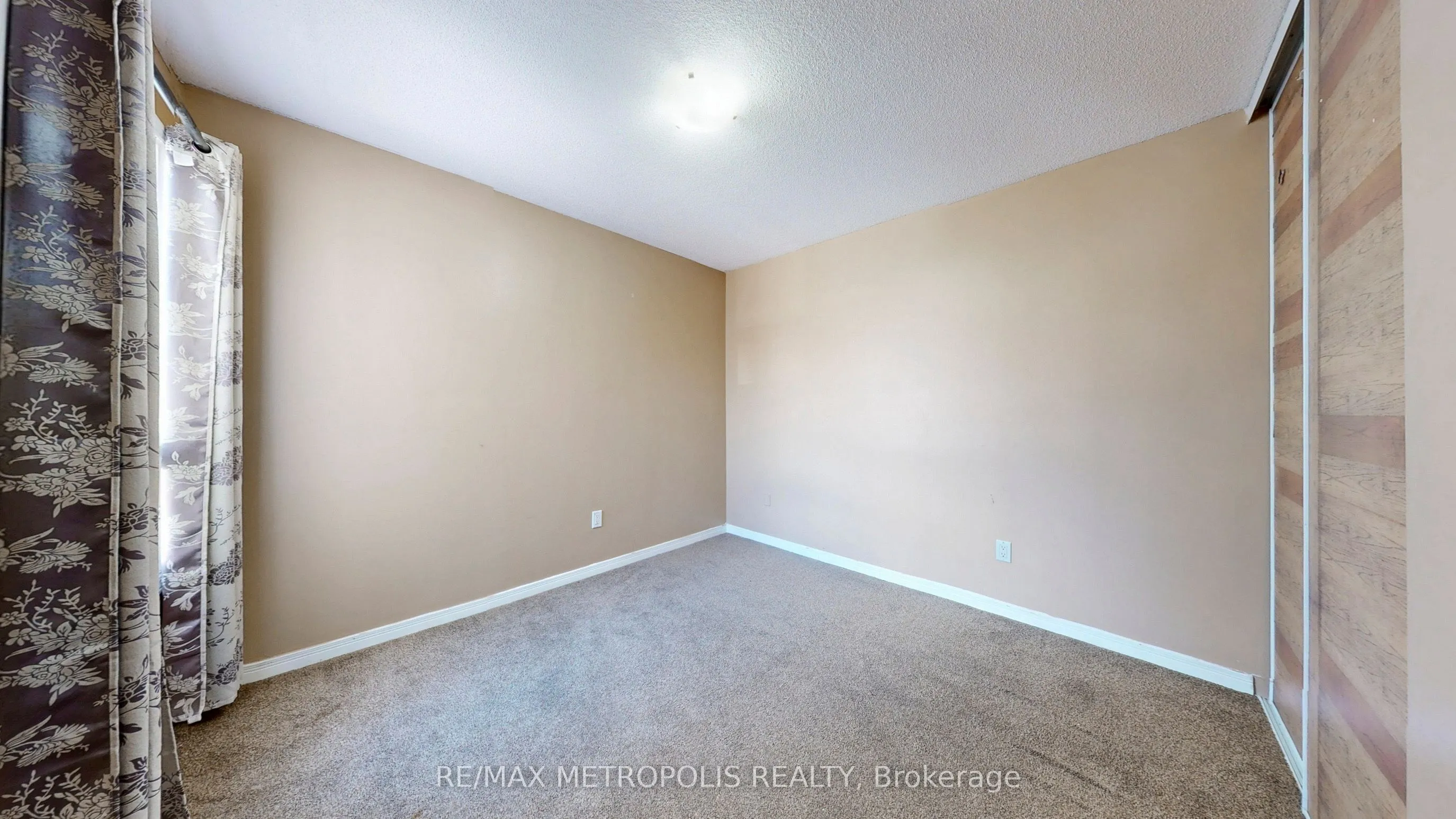 601 Galahad Drive #19