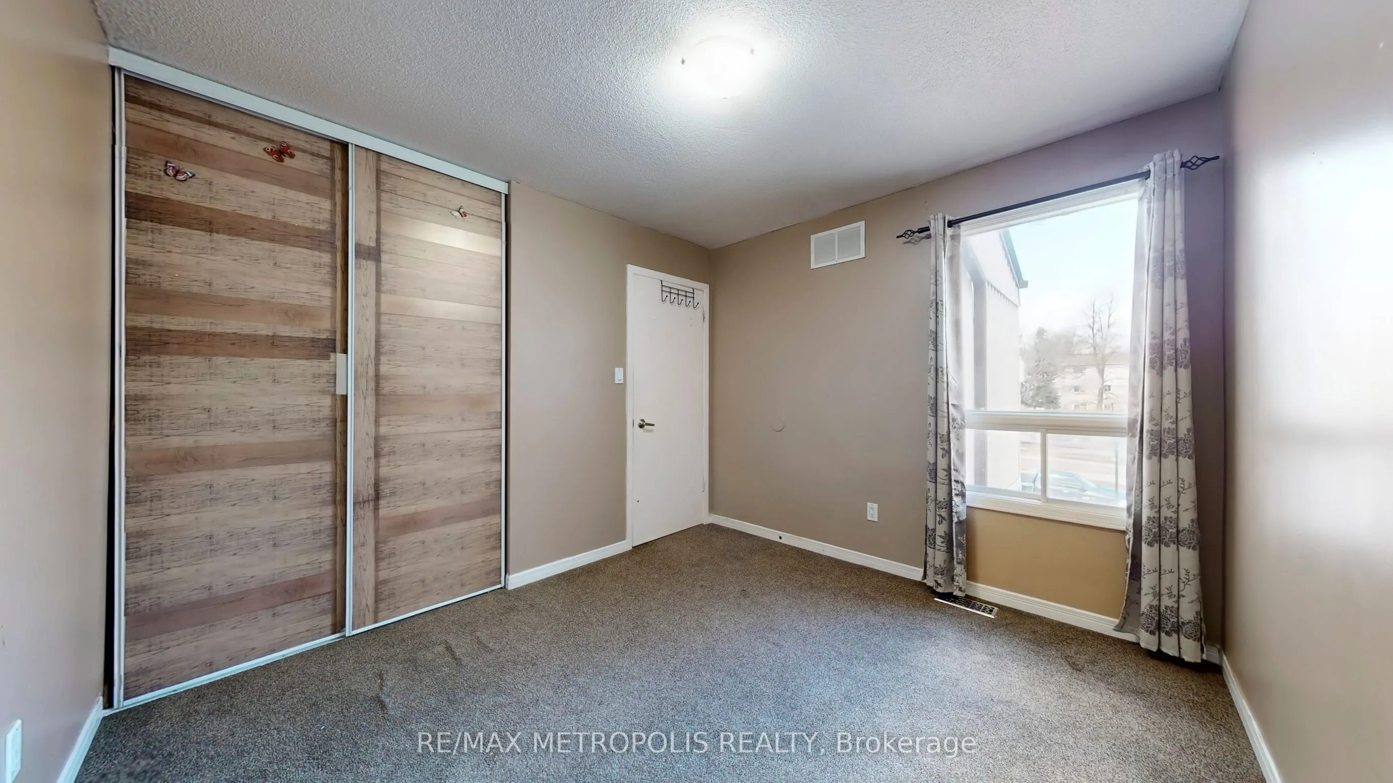 601 Galahad Drive #19