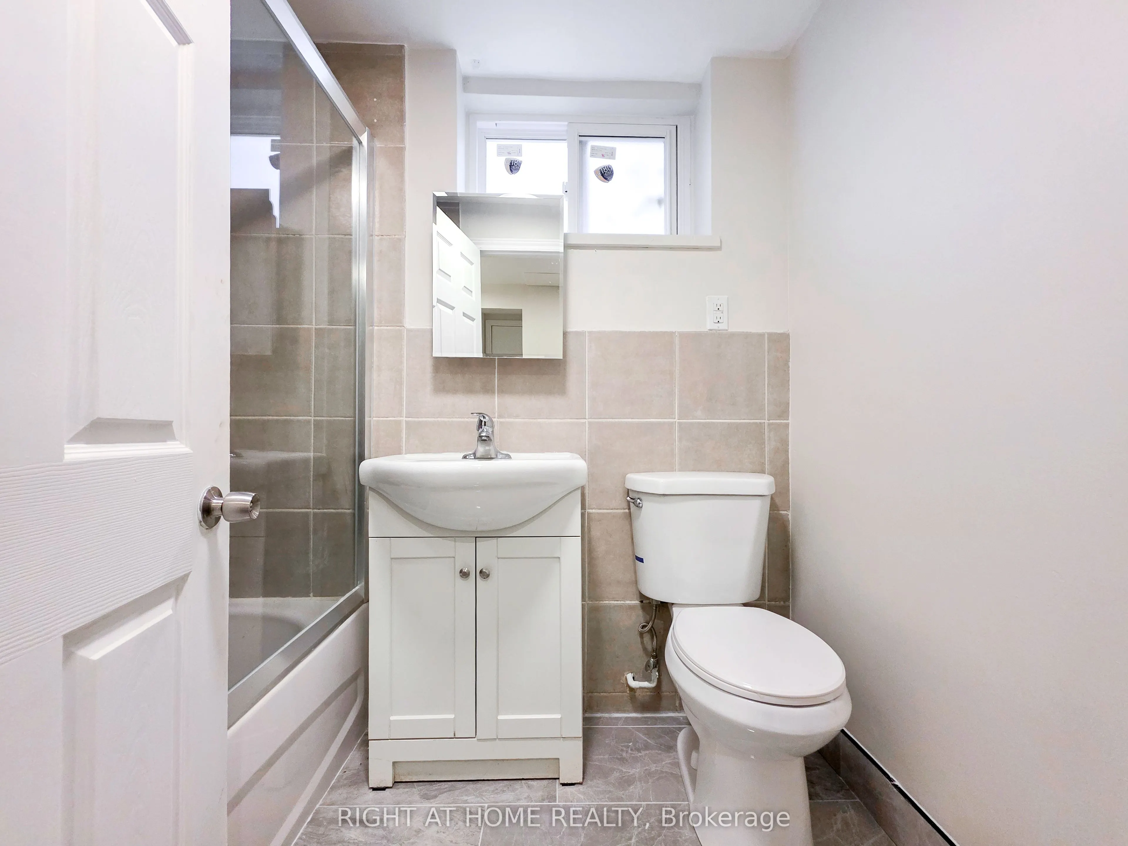 708 Carnegie Avenue #Lower