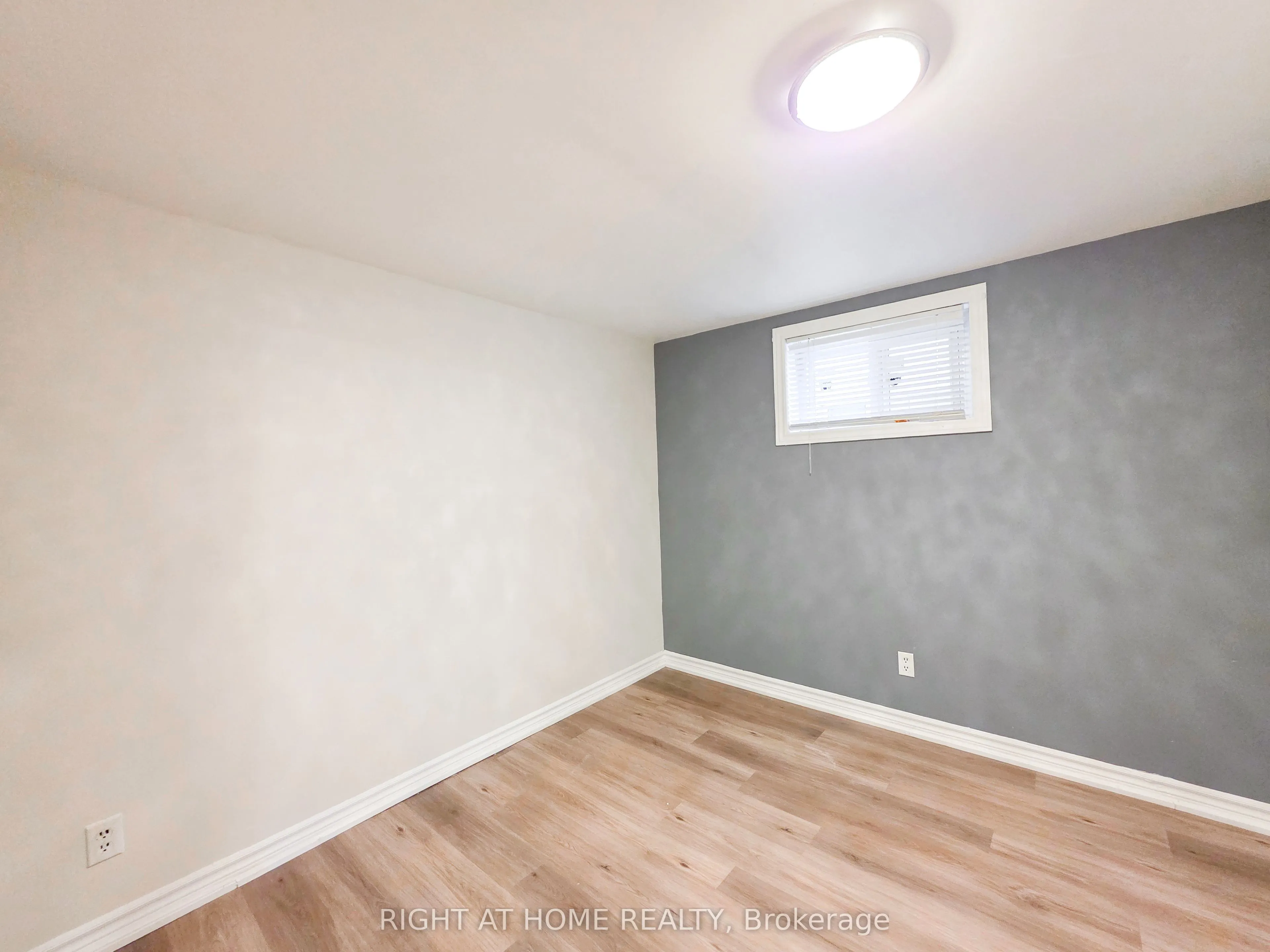 708 Carnegie Avenue #Lower
