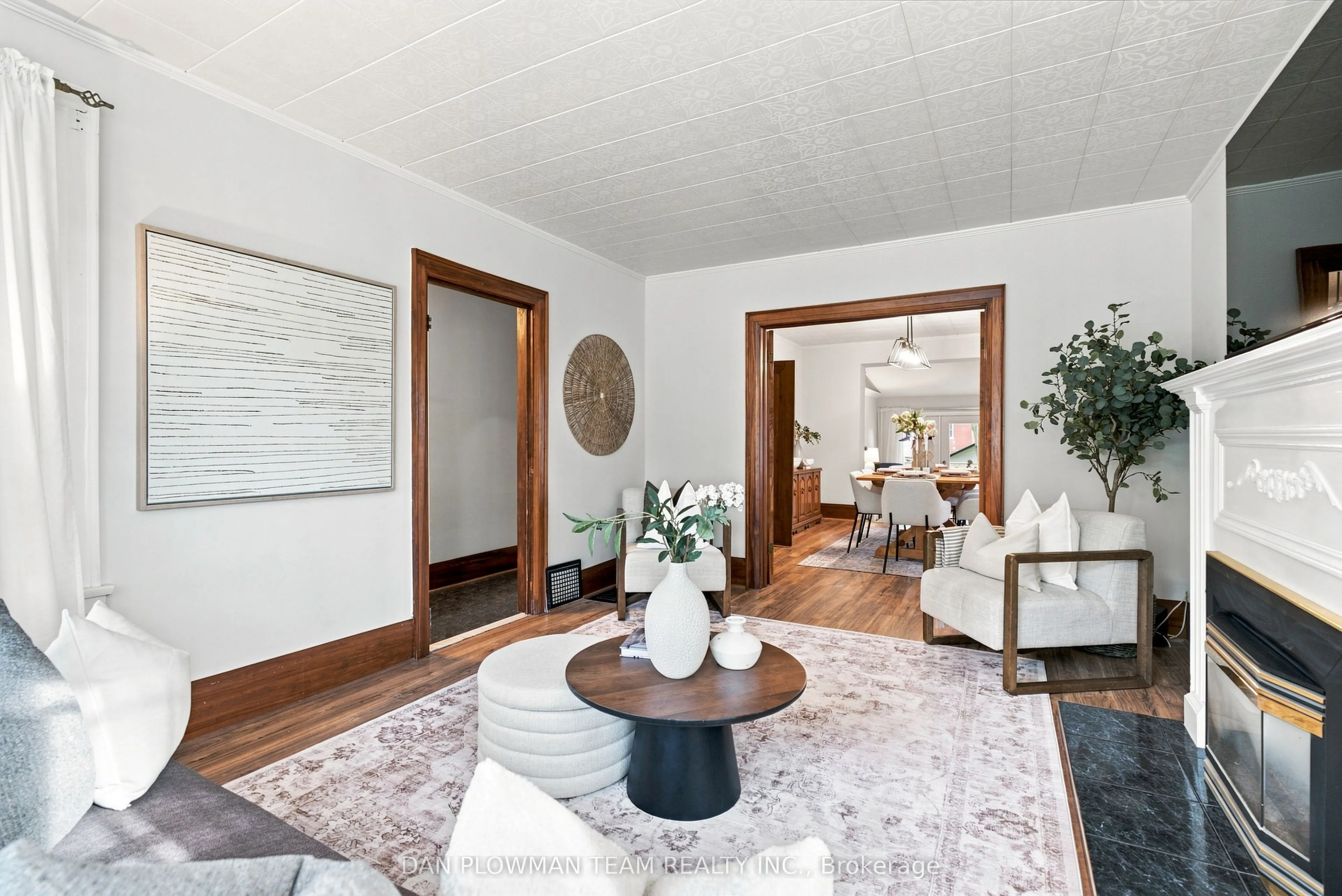 307 William Street E