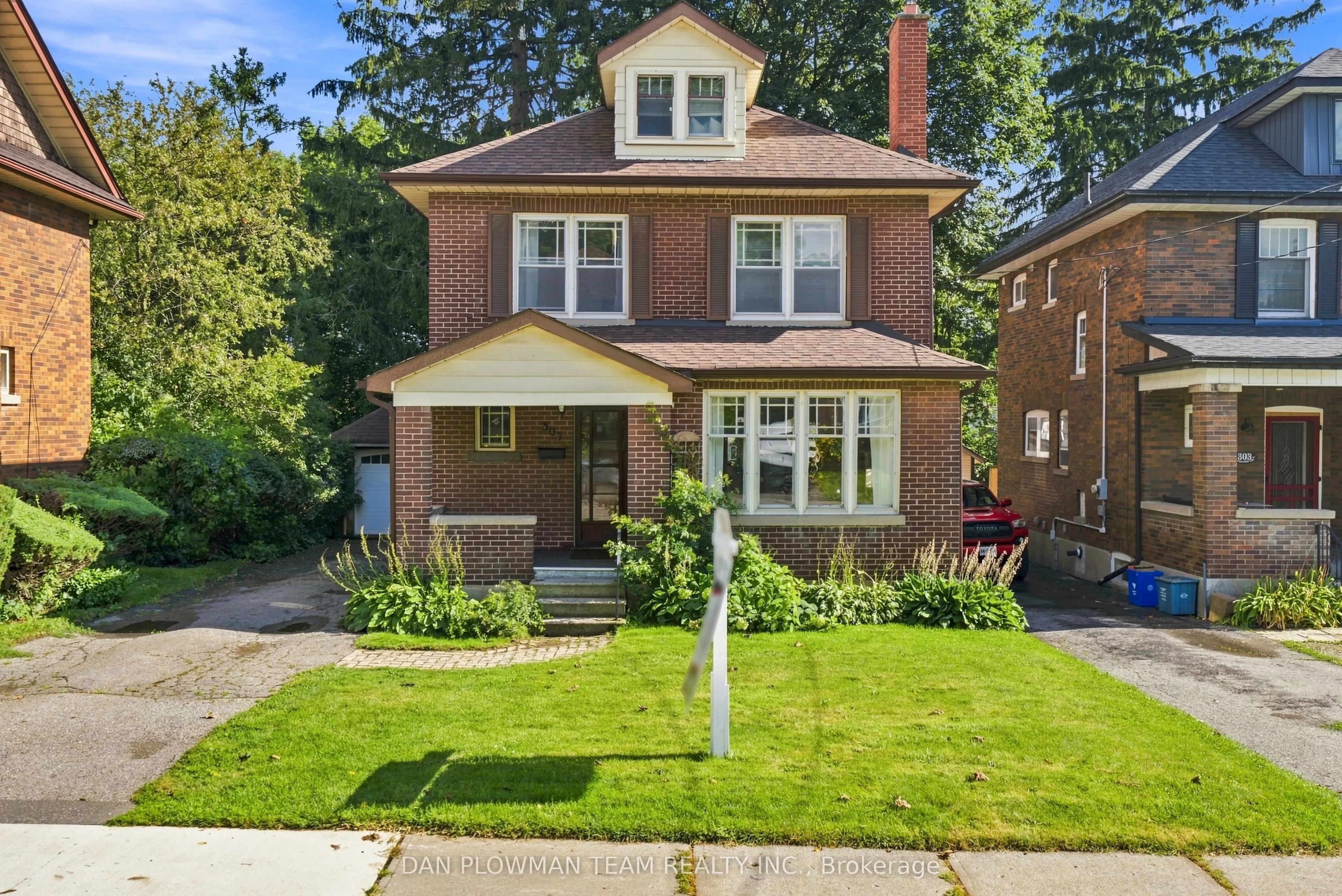 307 William Street E