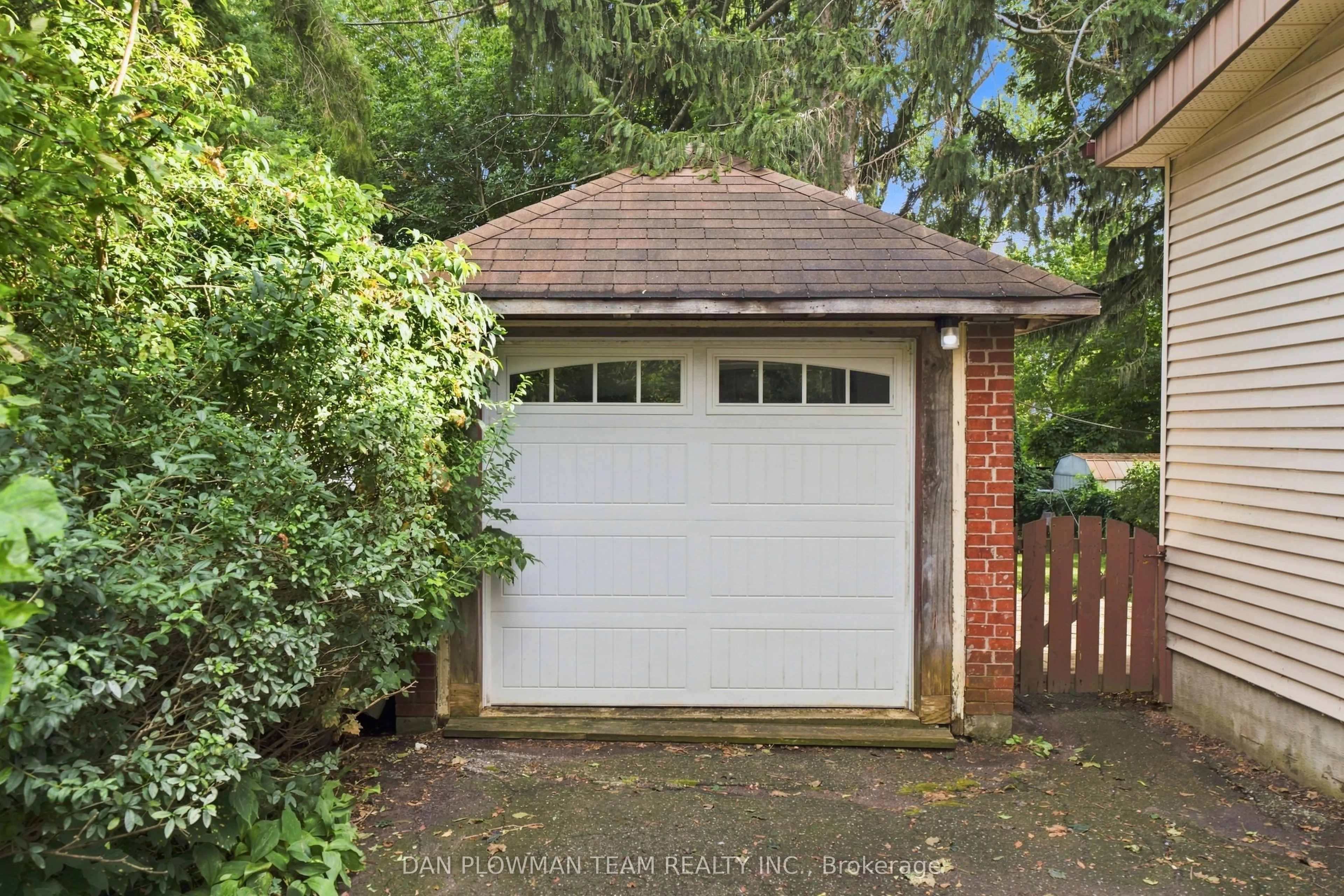 307 William Street E