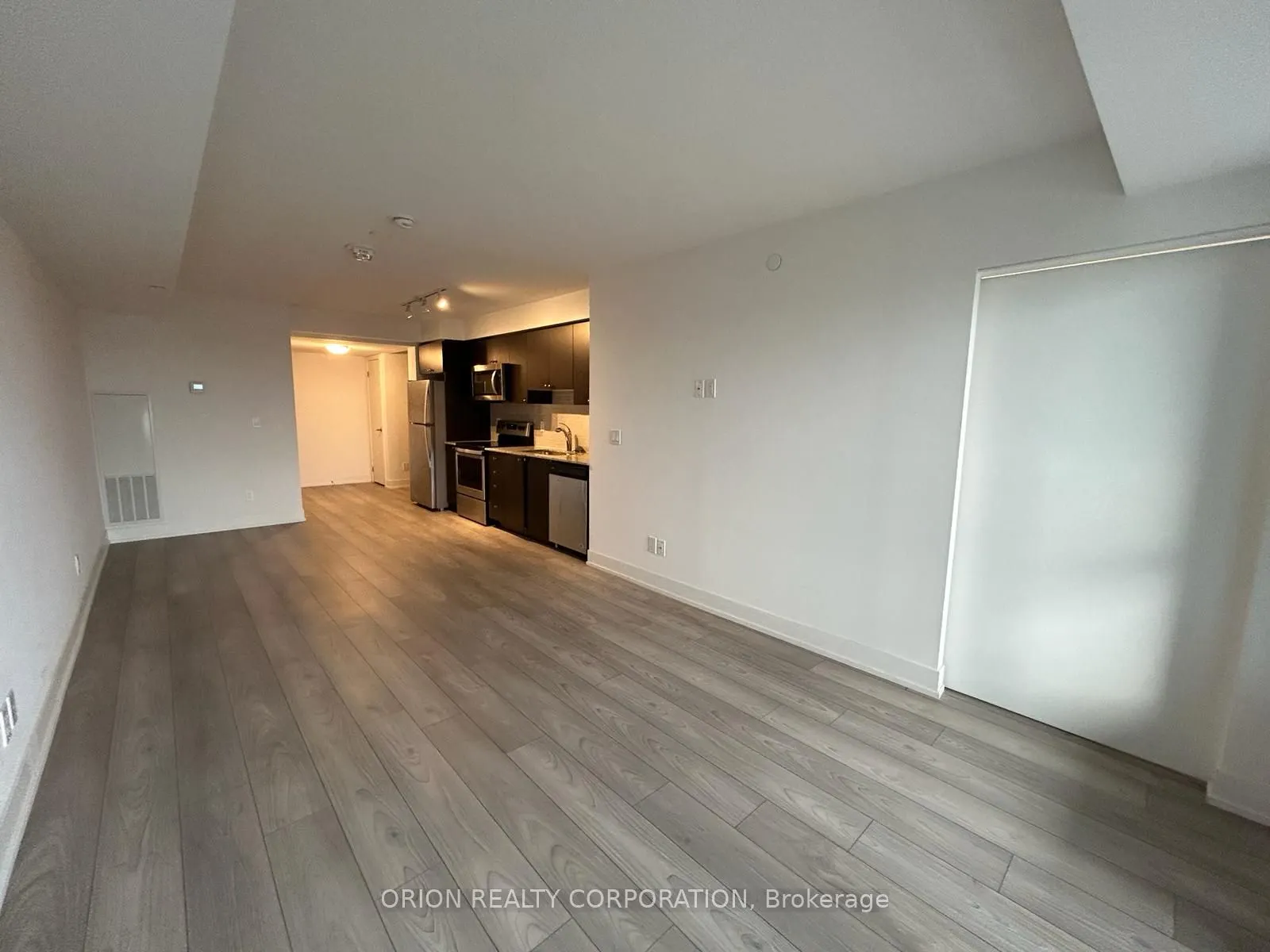 1255 Bayly Street #1006