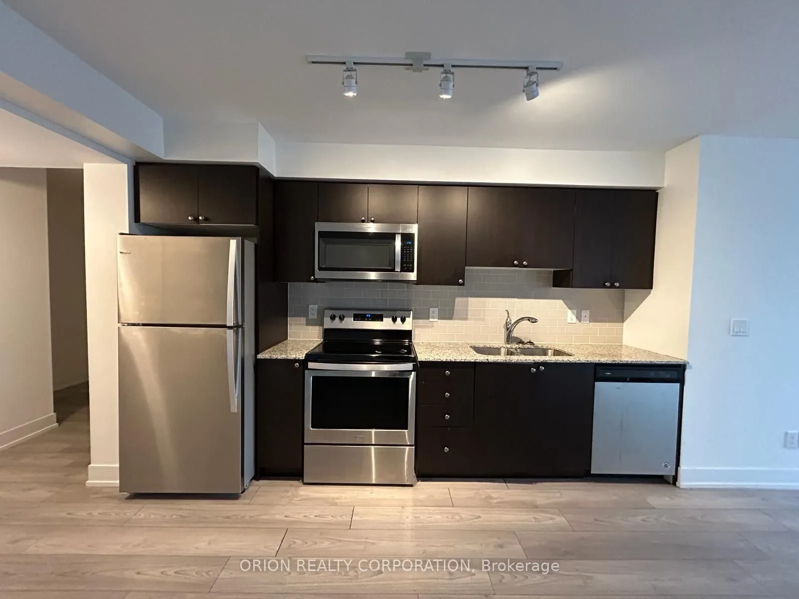 1255 Bayly Street #1006