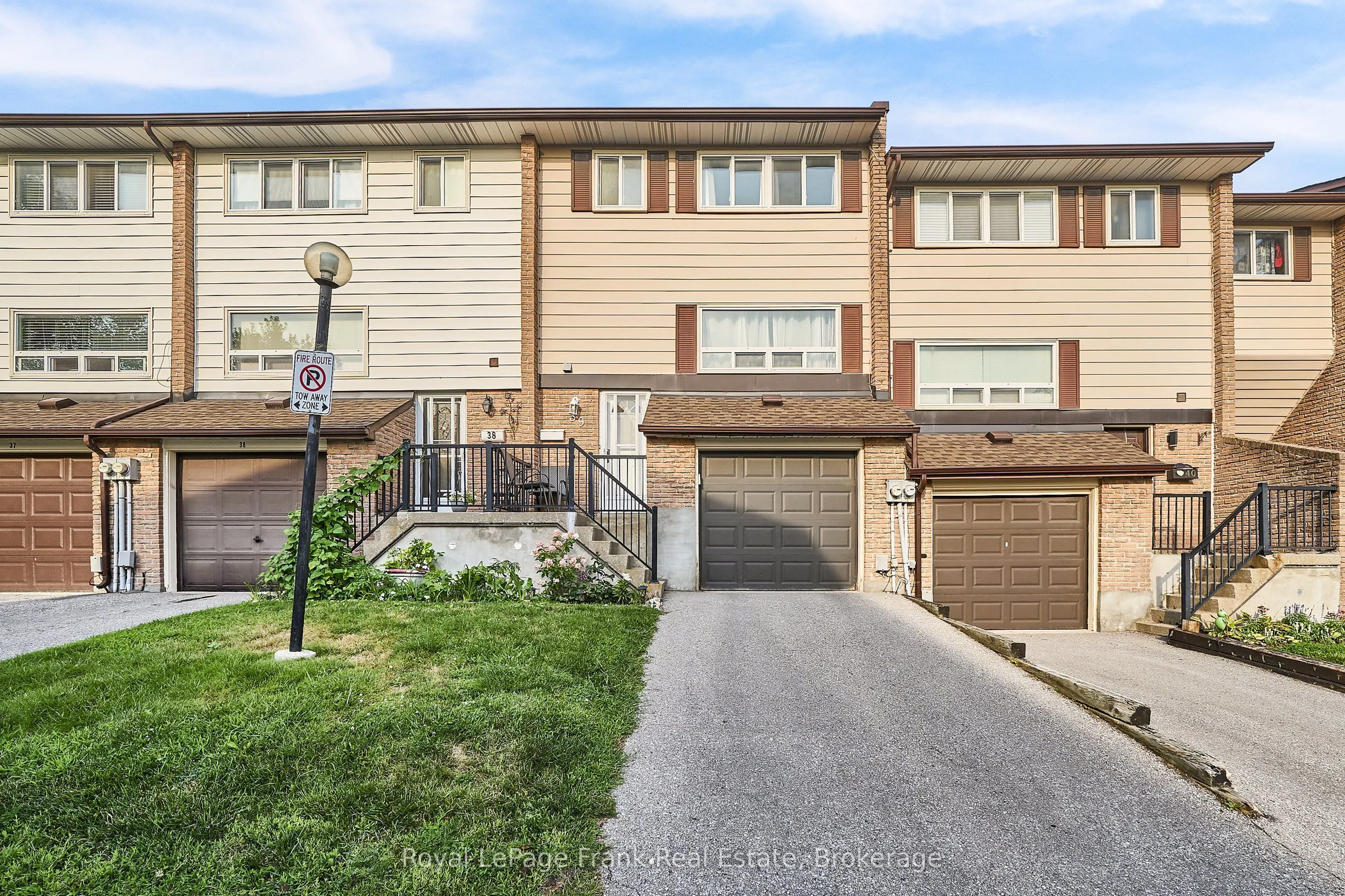 321 Blackthorn Street #39