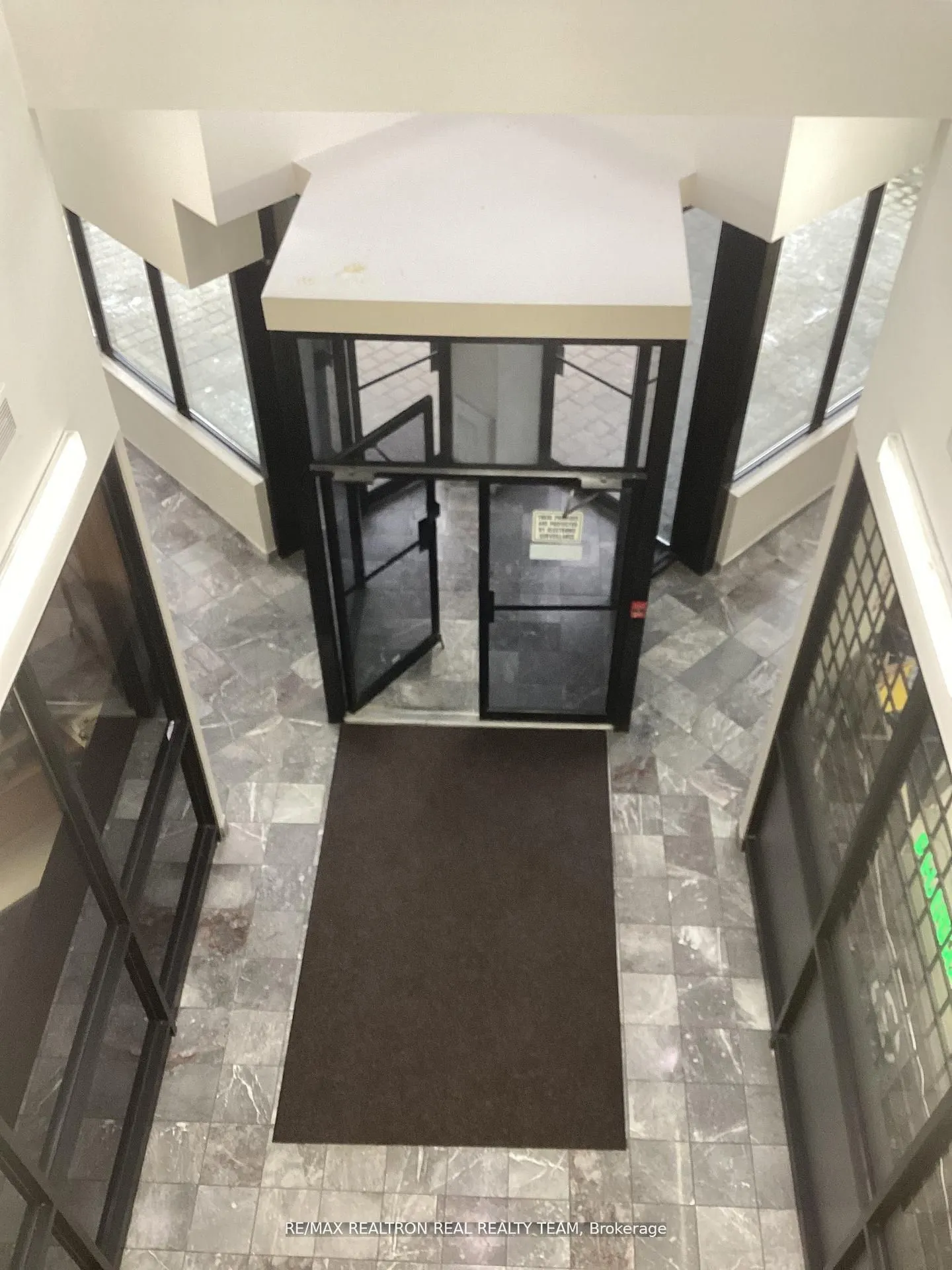 3300 Mcnicoll Avenue #209
