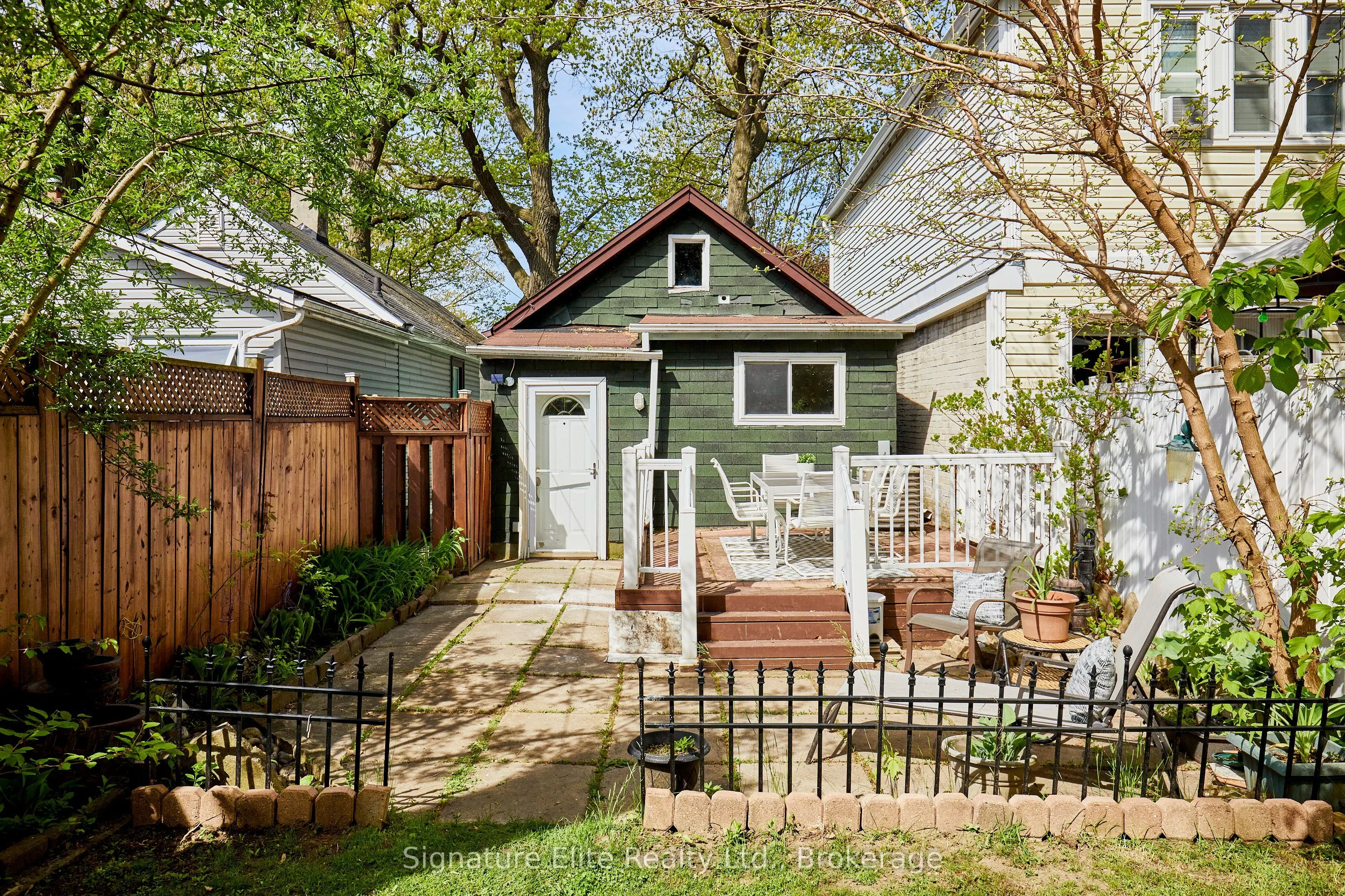 19 Kenworthy Avenue