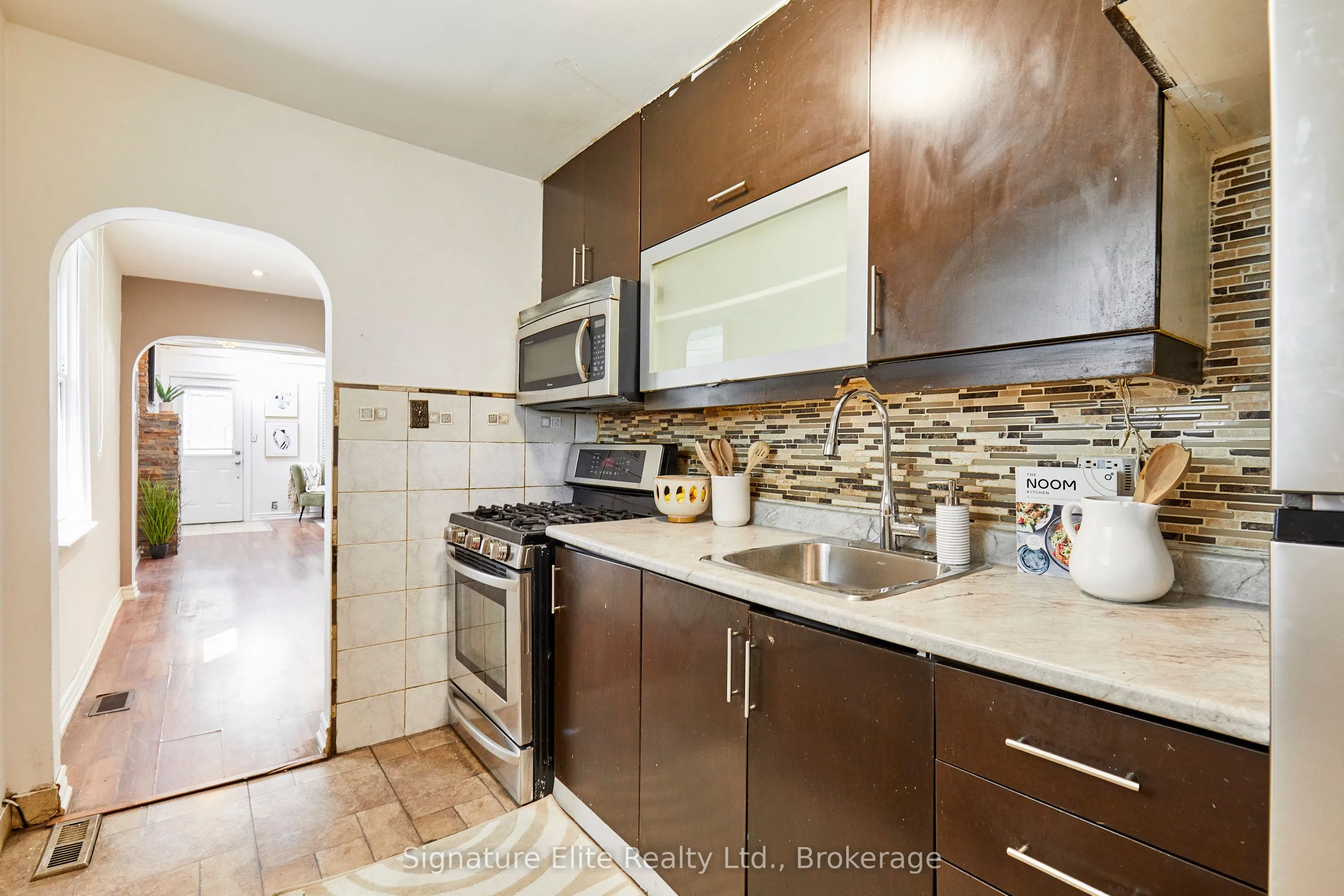 19 Kenworthy Avenue
