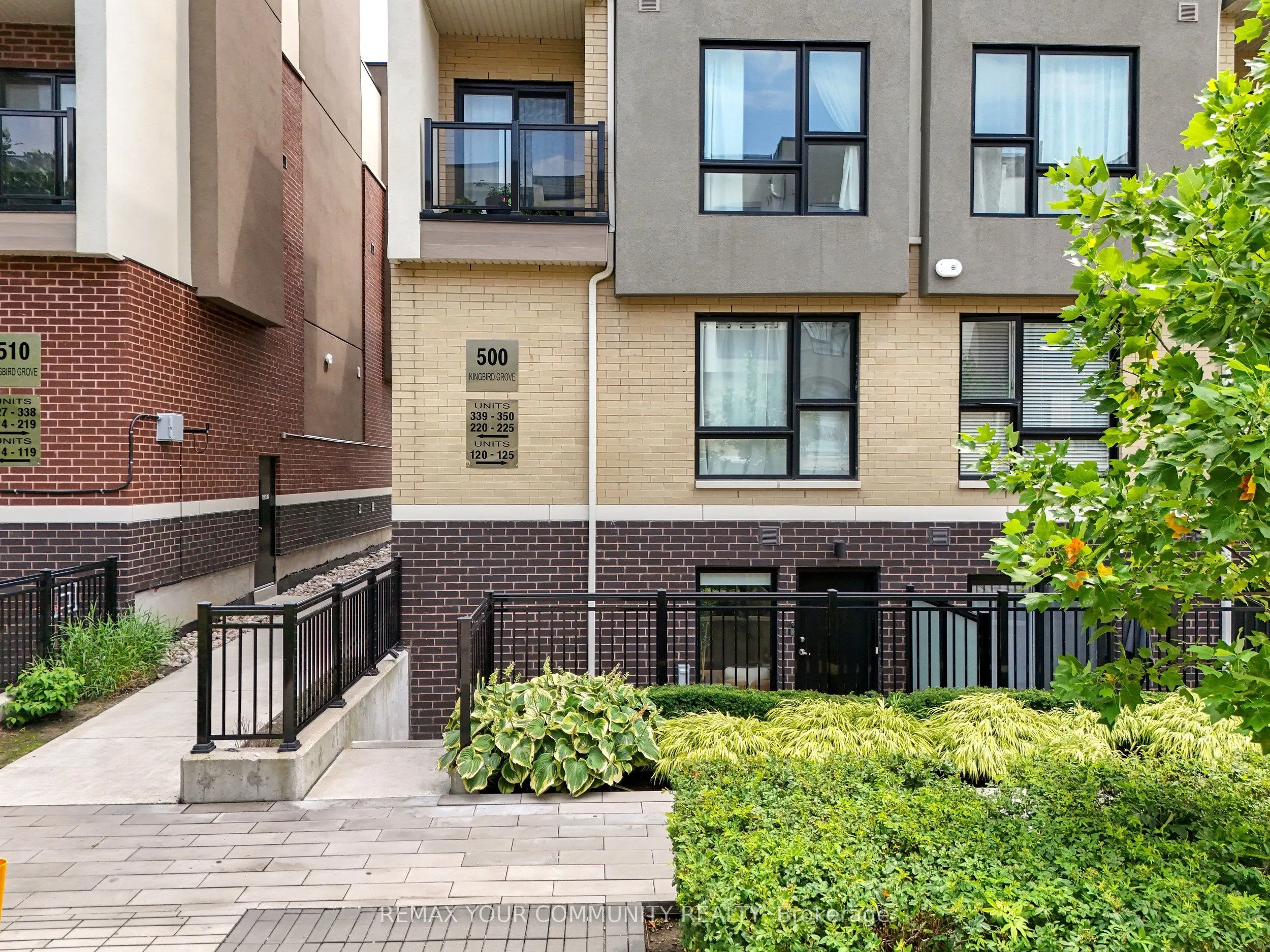 500 Kingbird Grove #120
