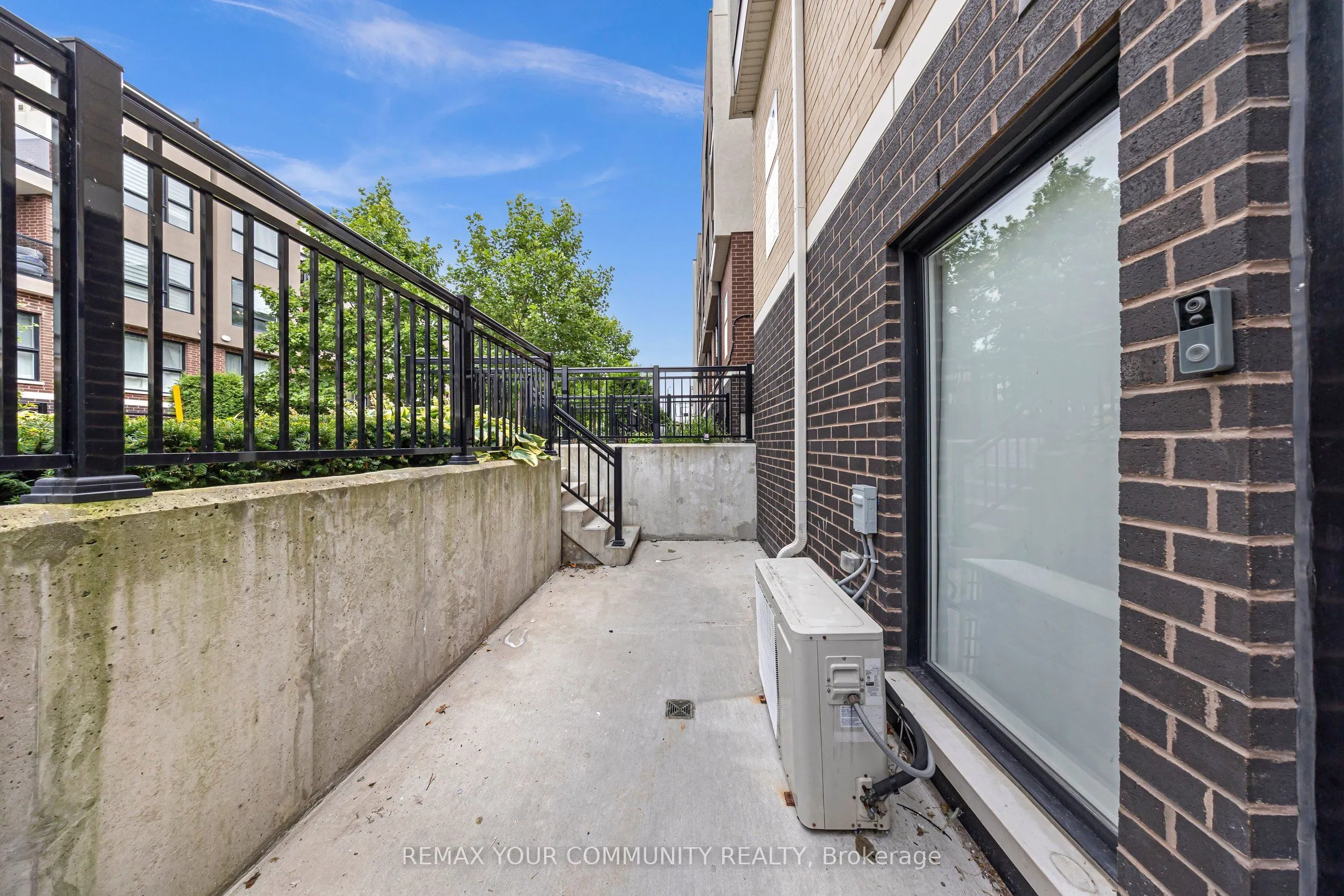 500 Kingbird Grove #120