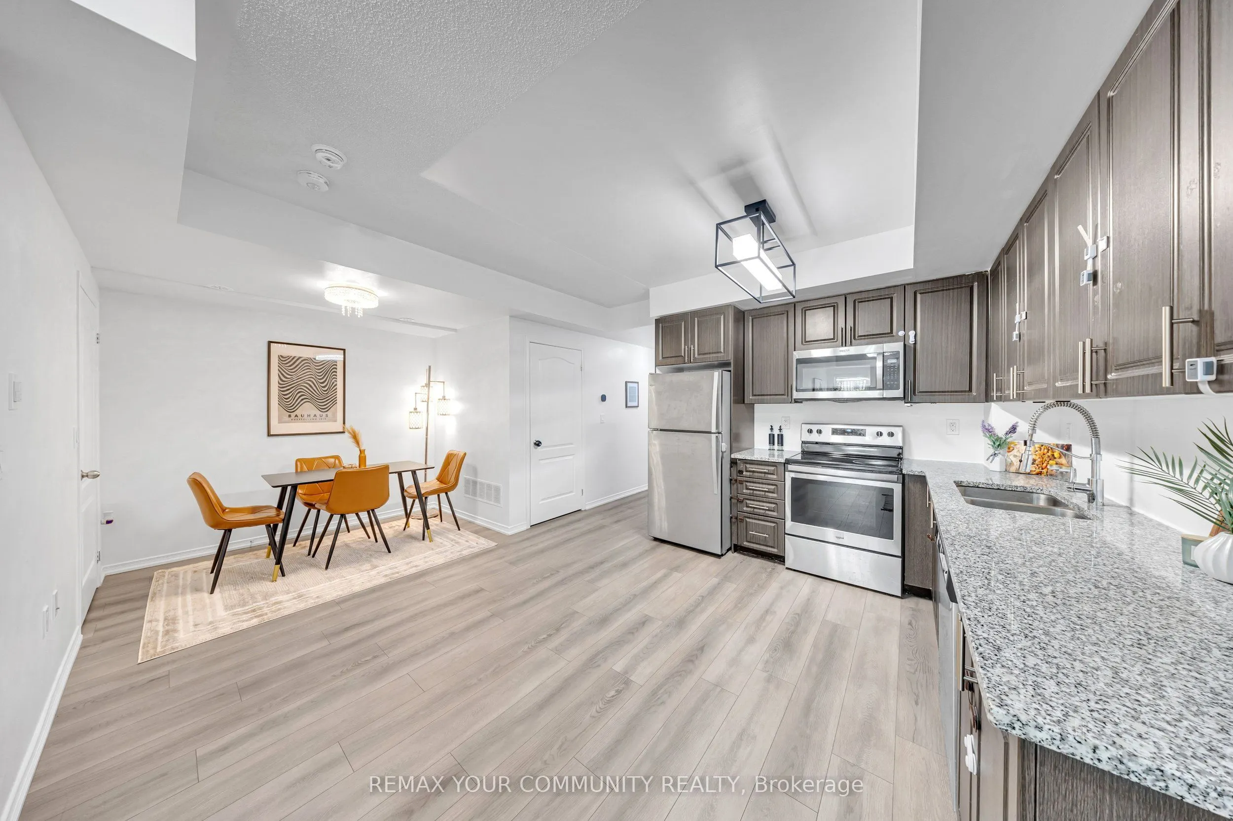 500 Kingbird Grove #120