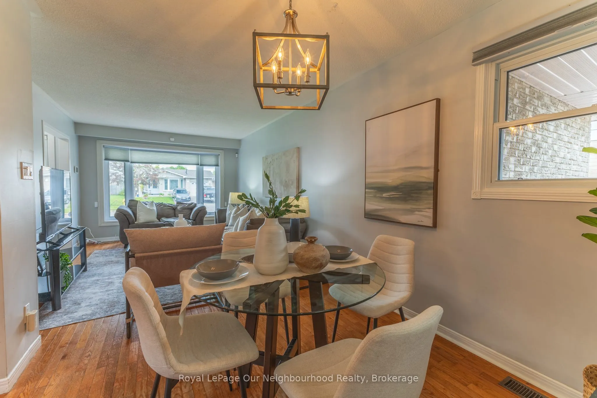 26 Ashdale Crescent
