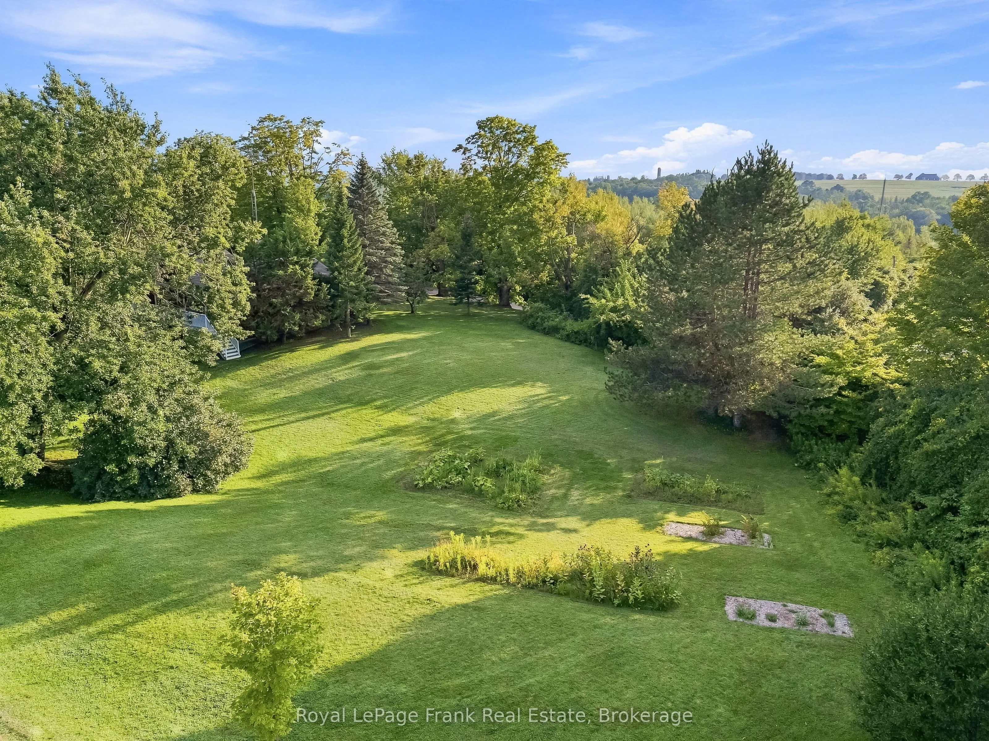 2407 Ashbridge Road