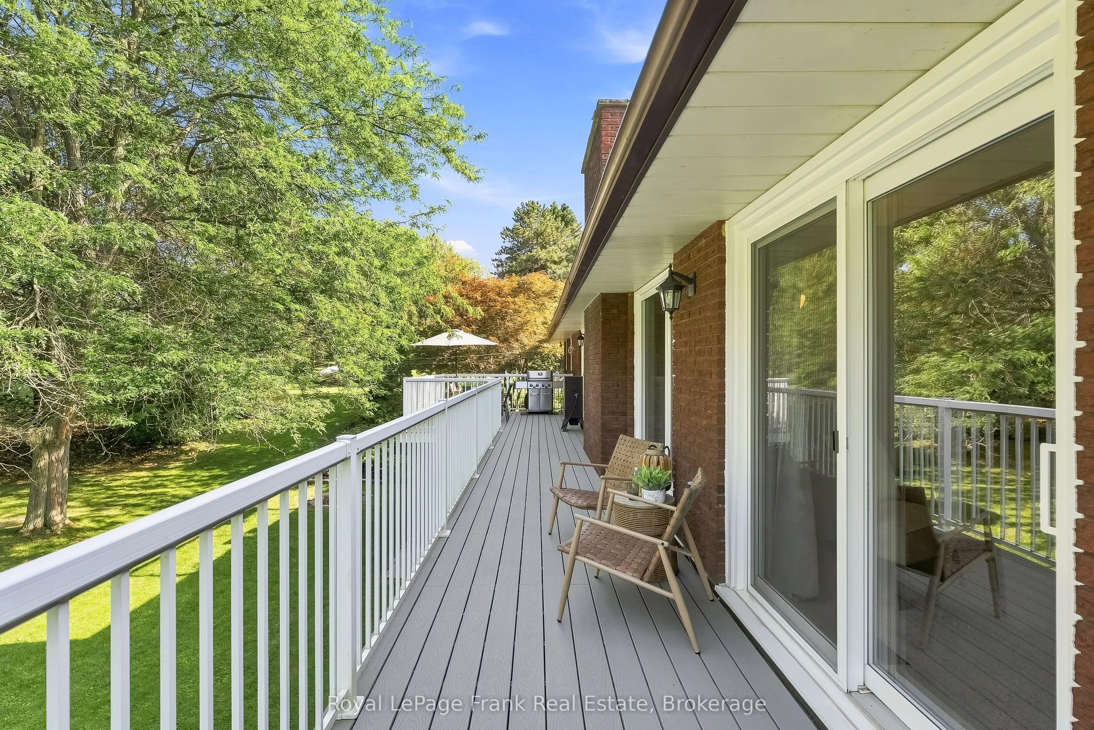 2407 Ashbridge Road