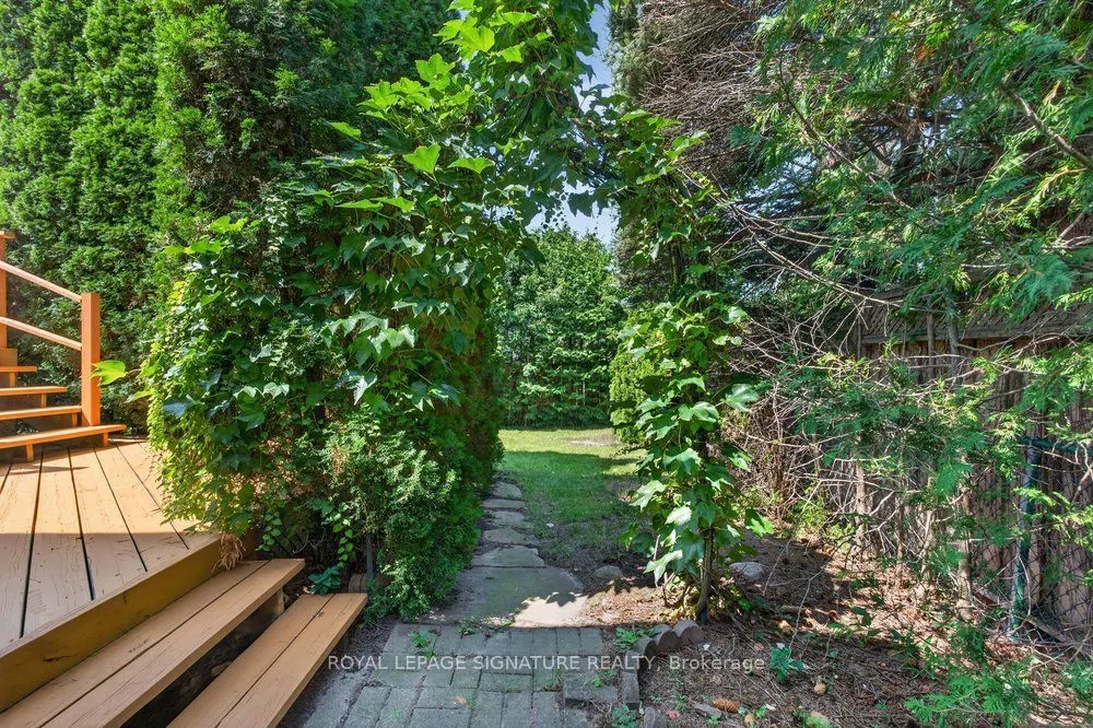 16 Earswick Drive