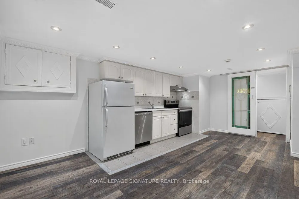16 Earswick Drive