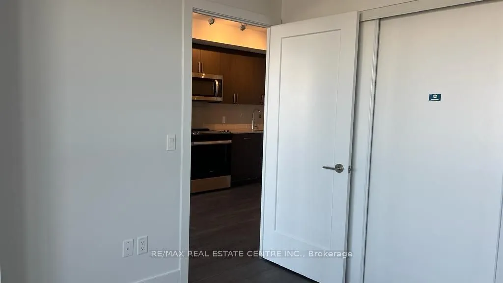 2550 Simcoe Street #2115