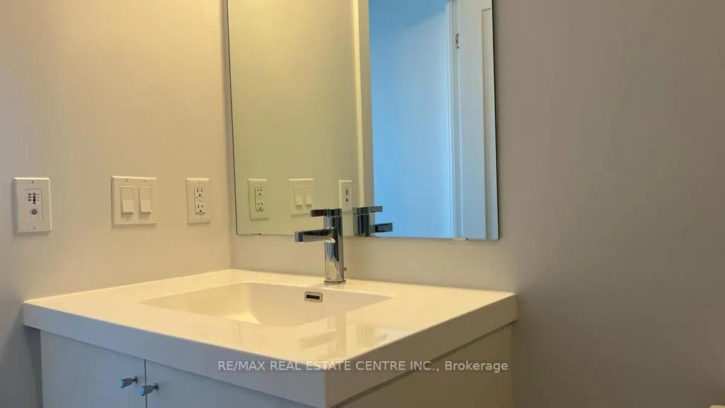 2550 Simcoe Street #2115