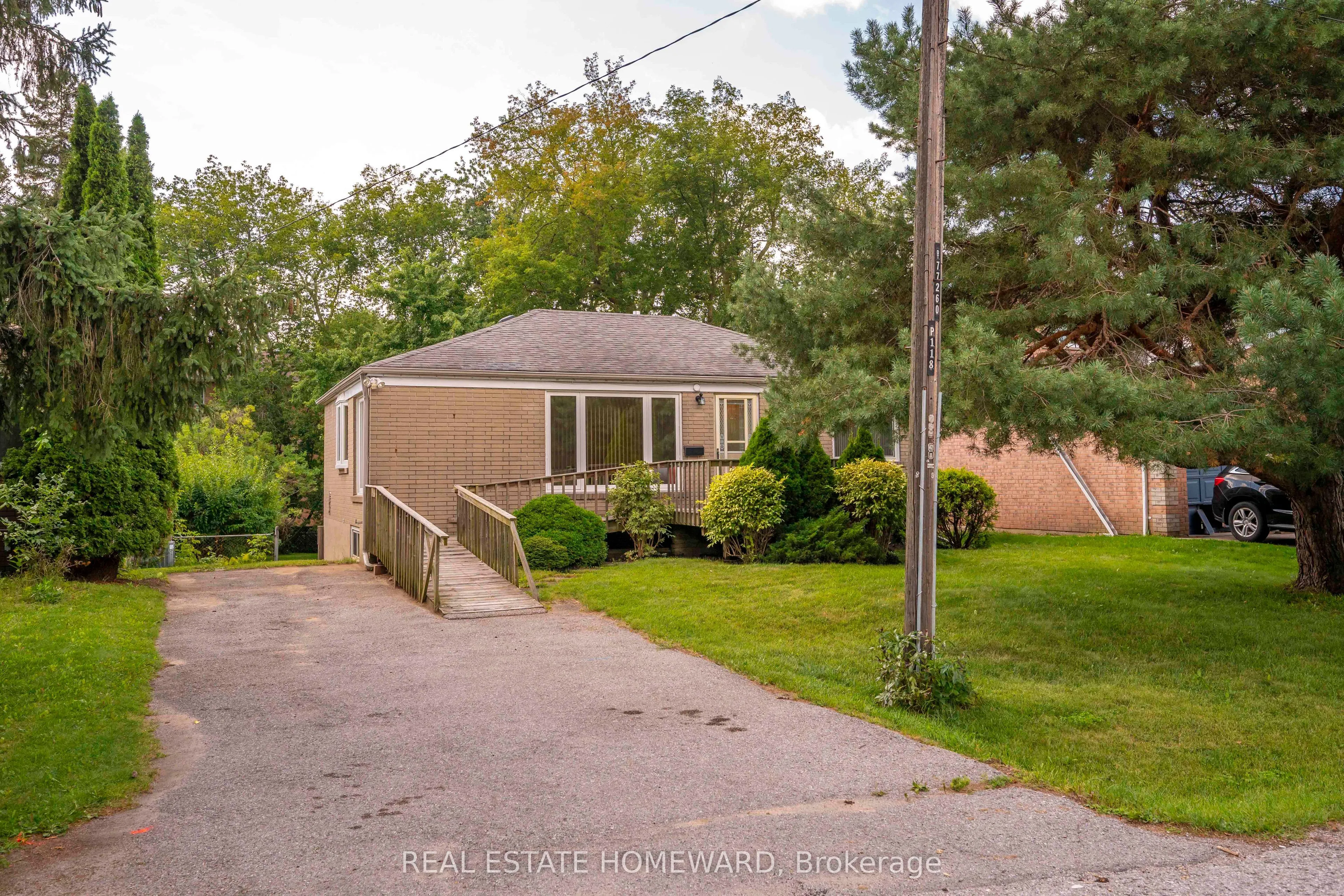 118 Zaph Avenue