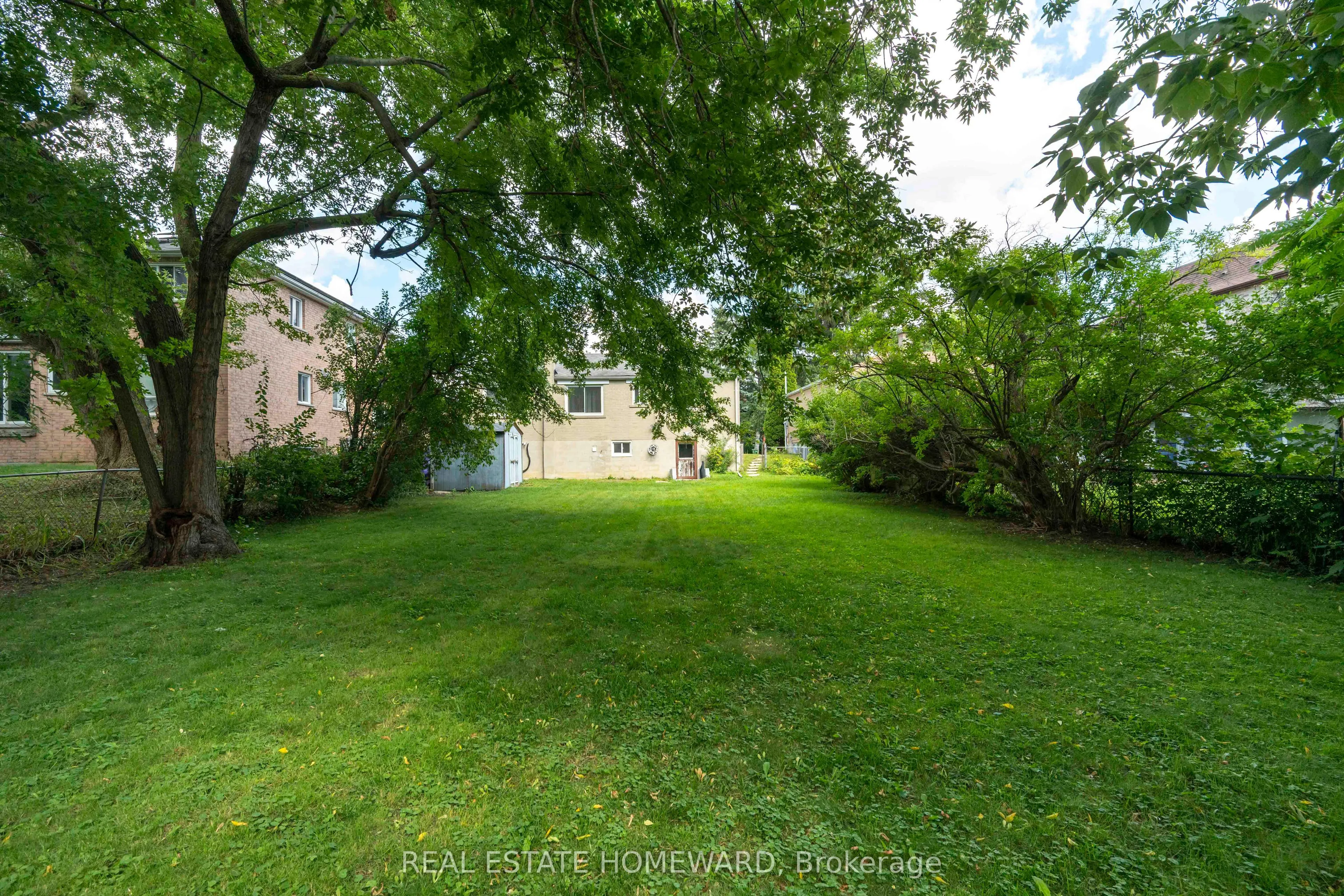 118 Zaph Avenue