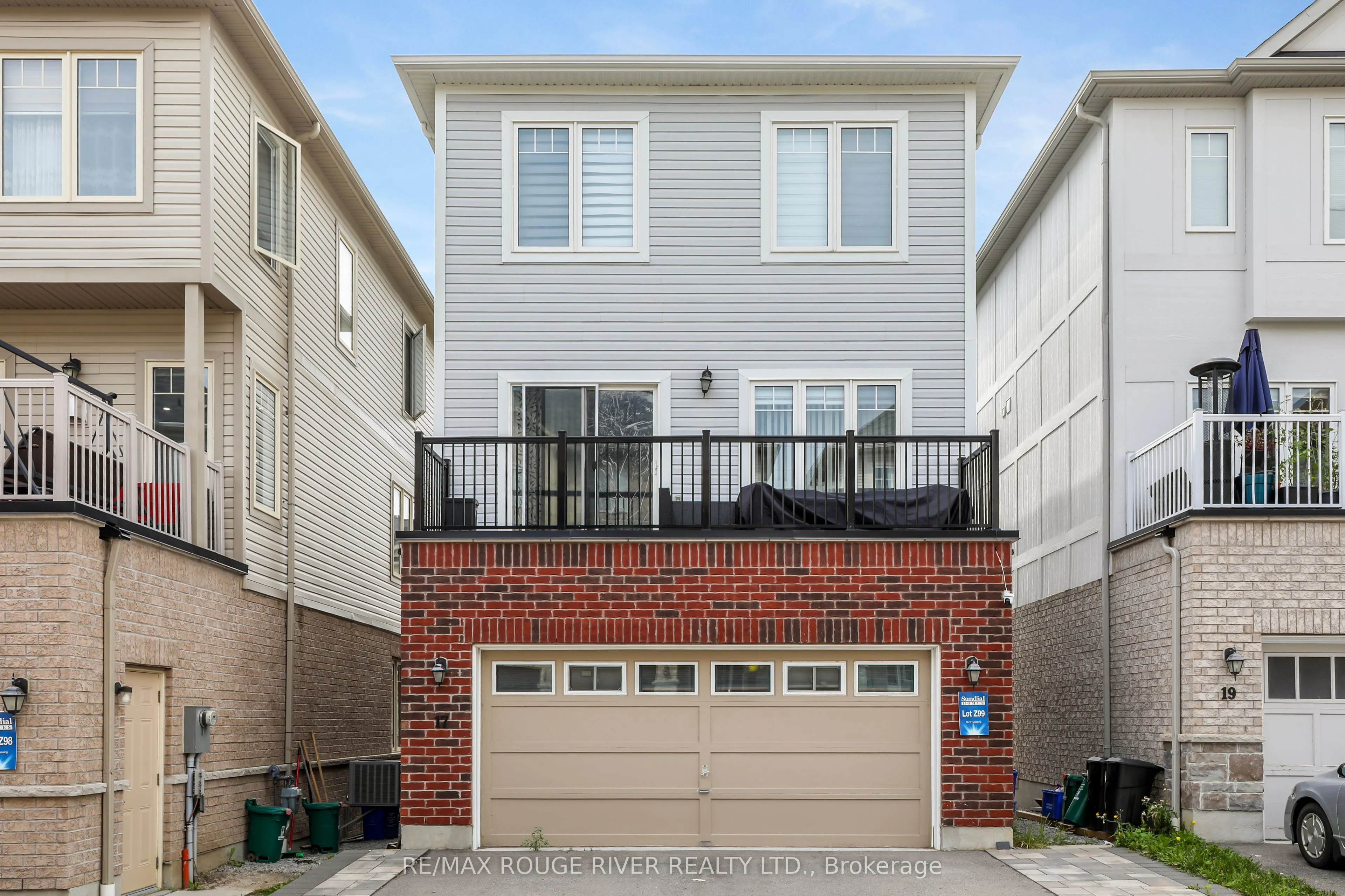 17 Devineridge Avenue