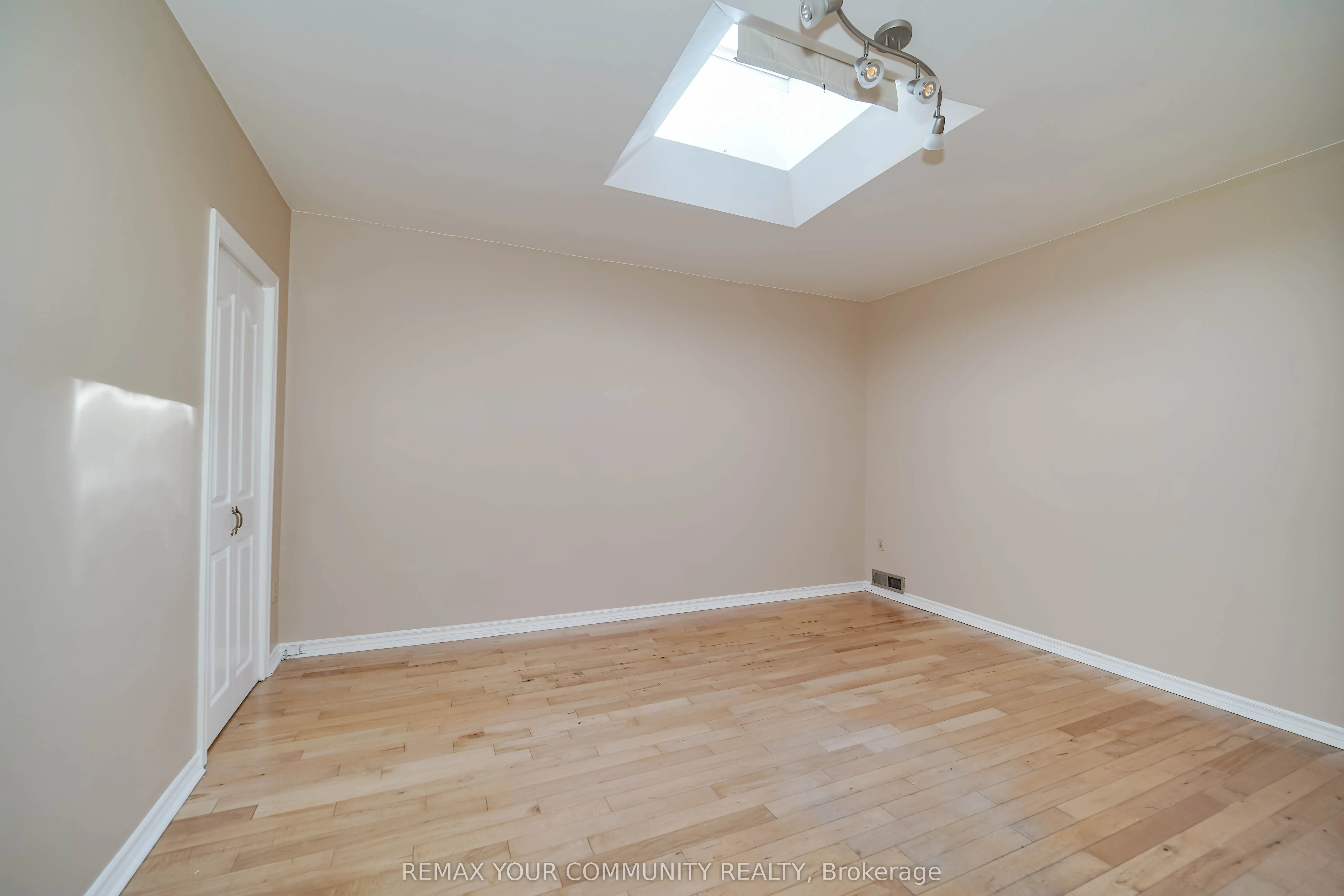 1378 Danforth Avenue #Room 2