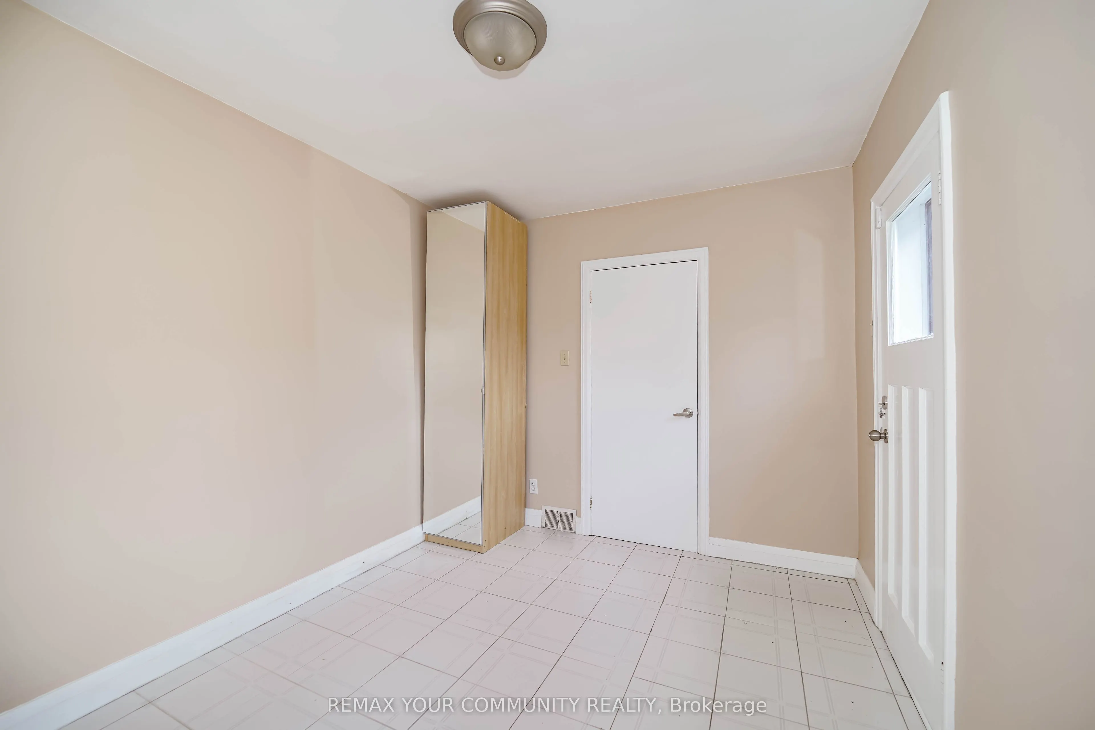 1378 Danforth Avenue #Room 3