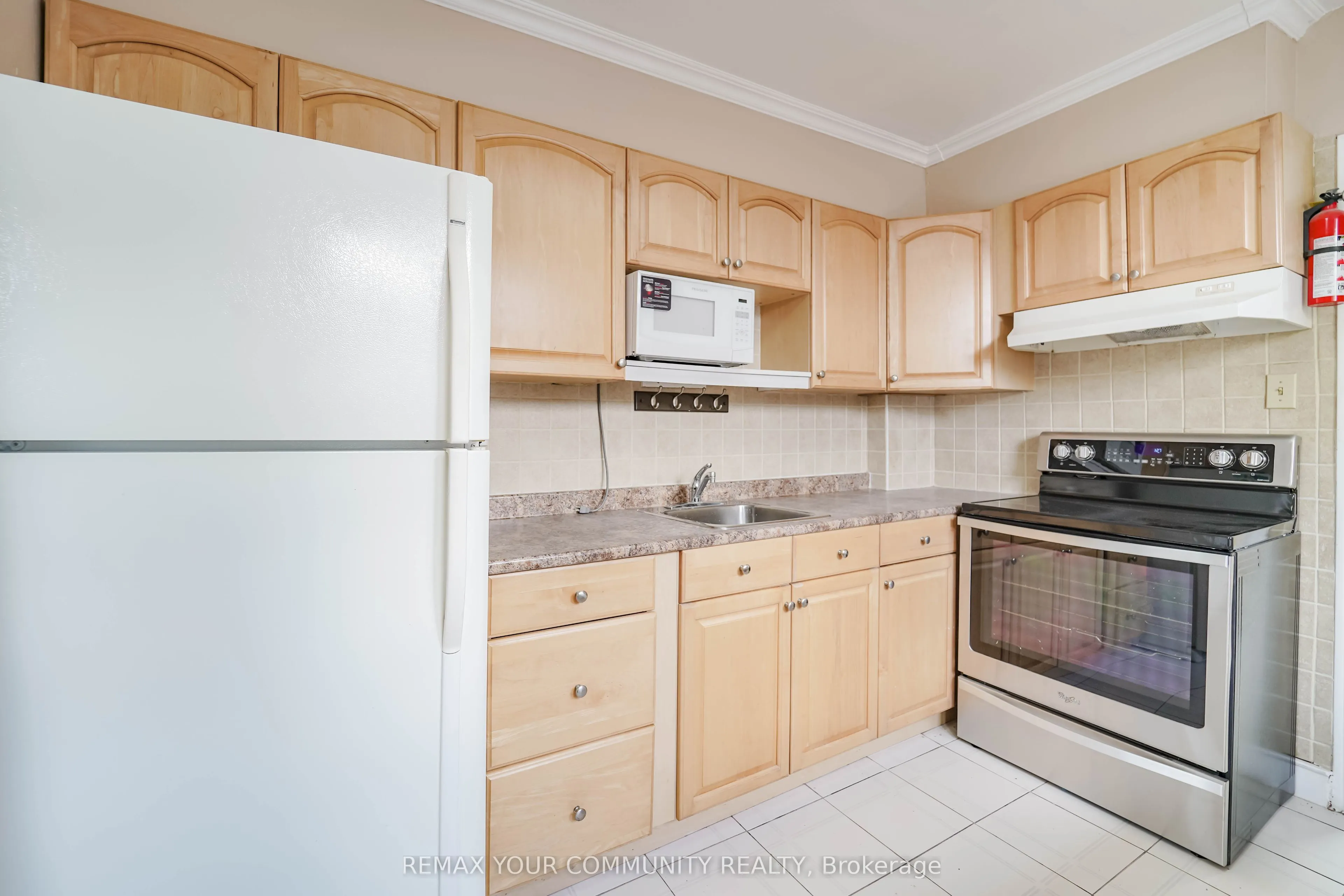 1378 Danforth Avenue #01