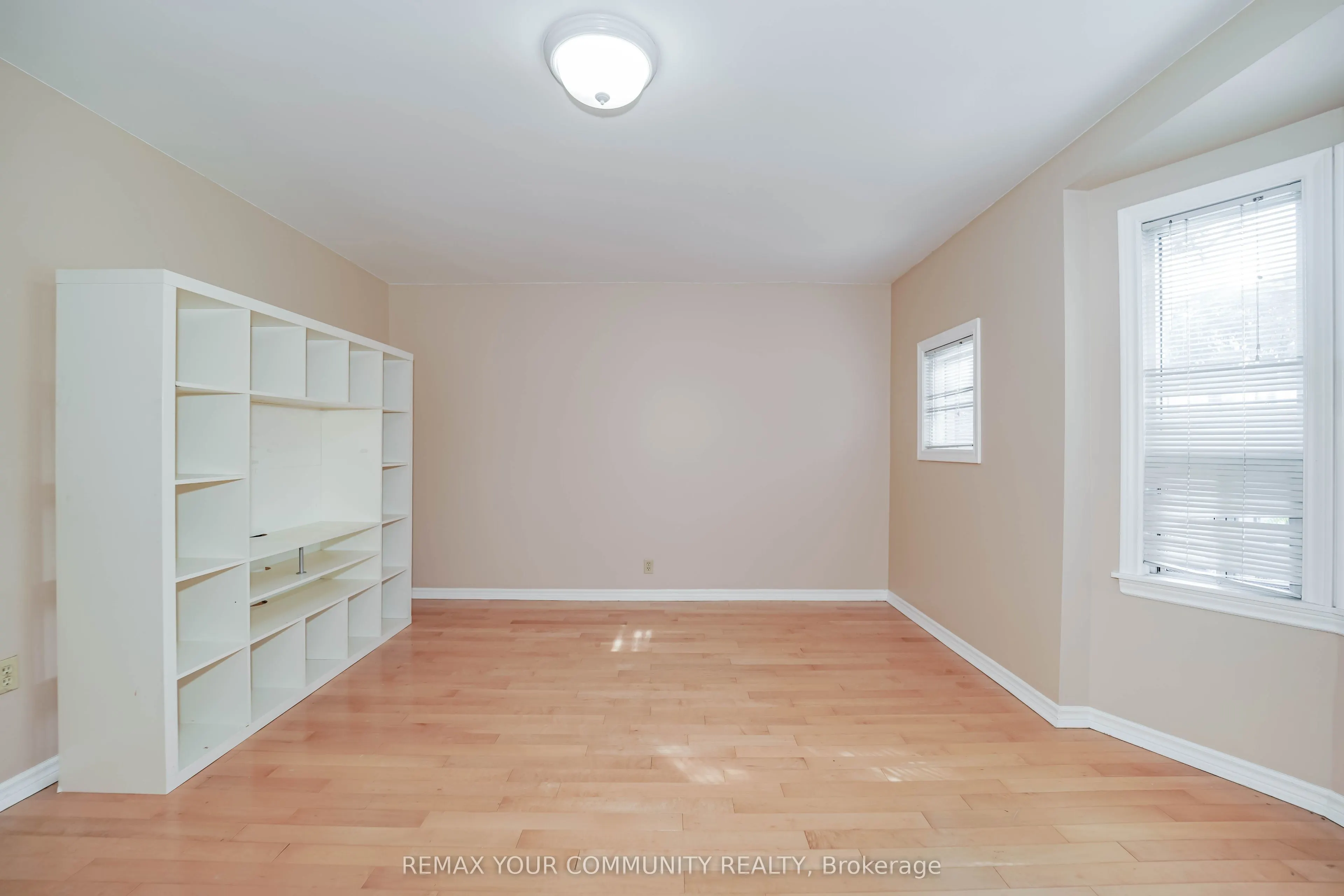 1378 Danforth Avenue #01