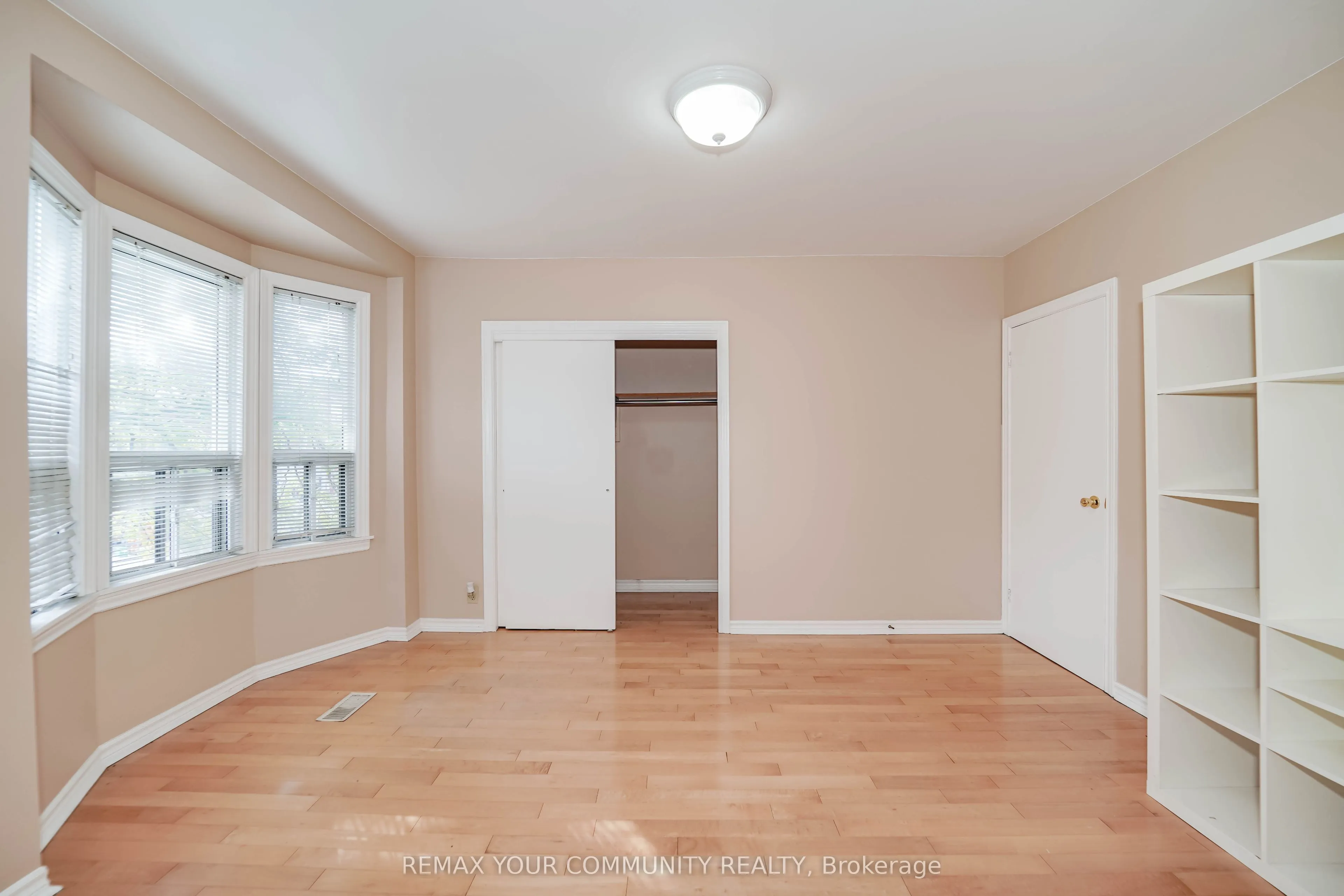 1378 Danforth Avenue #01