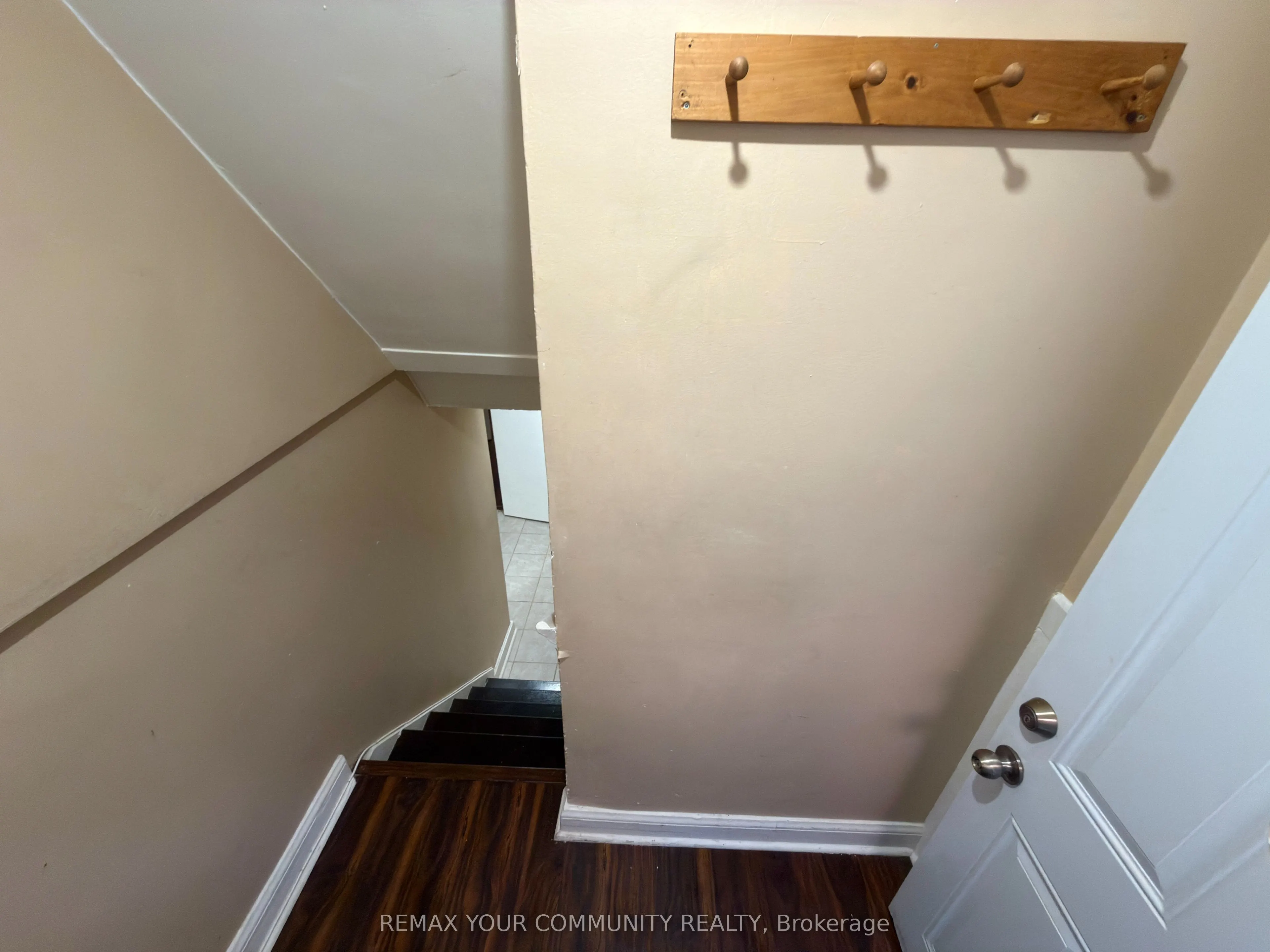 86 Lesmount Avenue #Lower Room 2