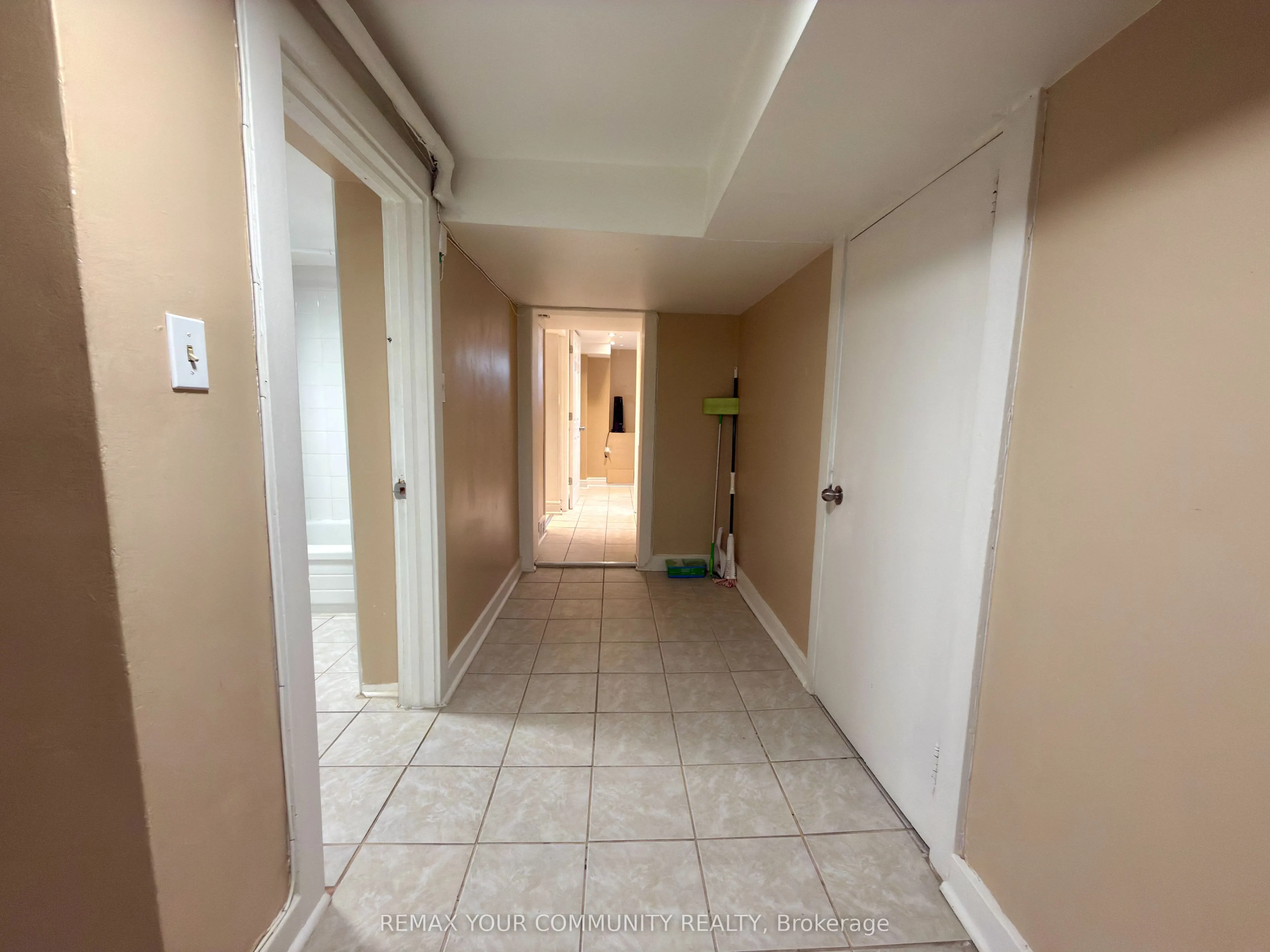86 Lesmount Avenue #Lower Room 2