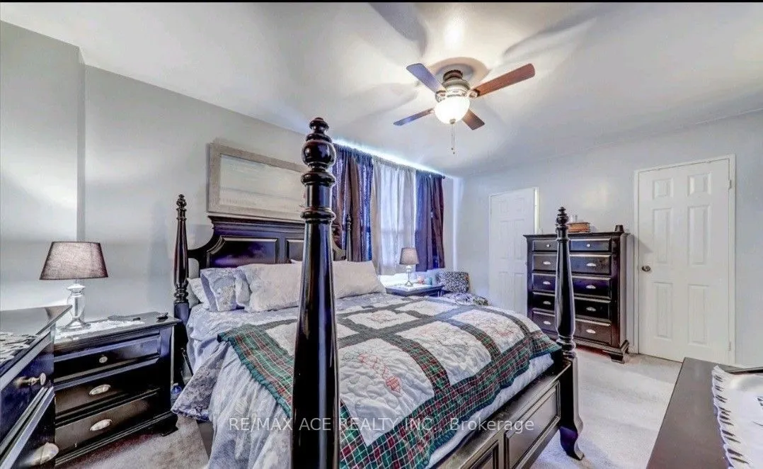 3420 Eglinton Avenue E #608
