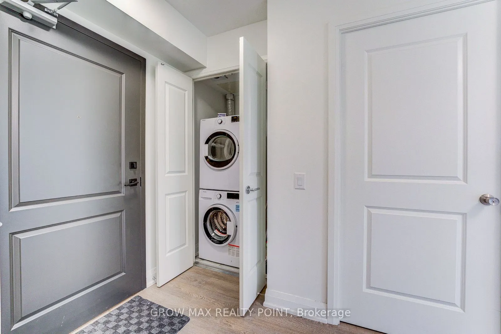 1400 Kingston Road #408