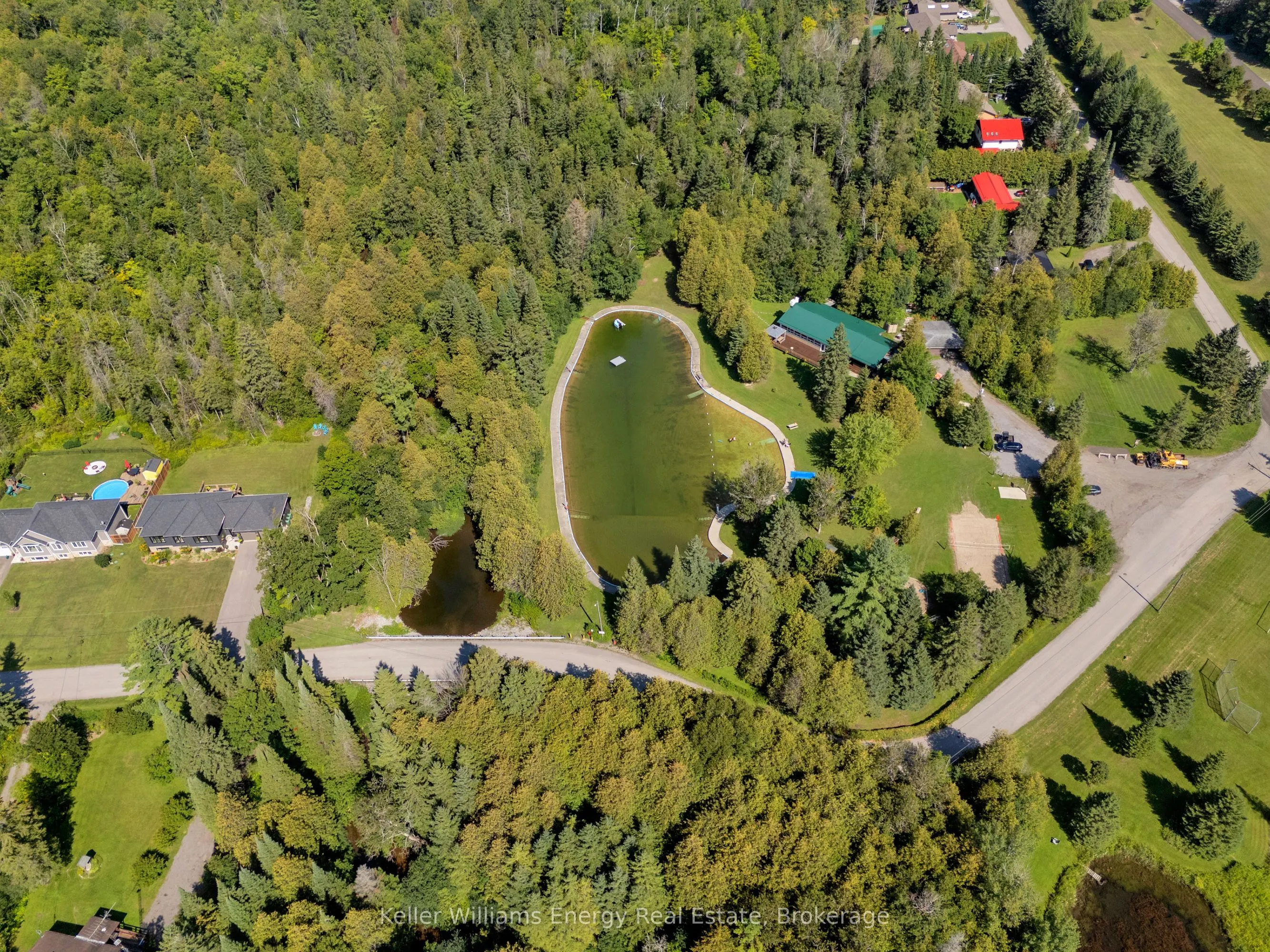 29 Waldweg Drive