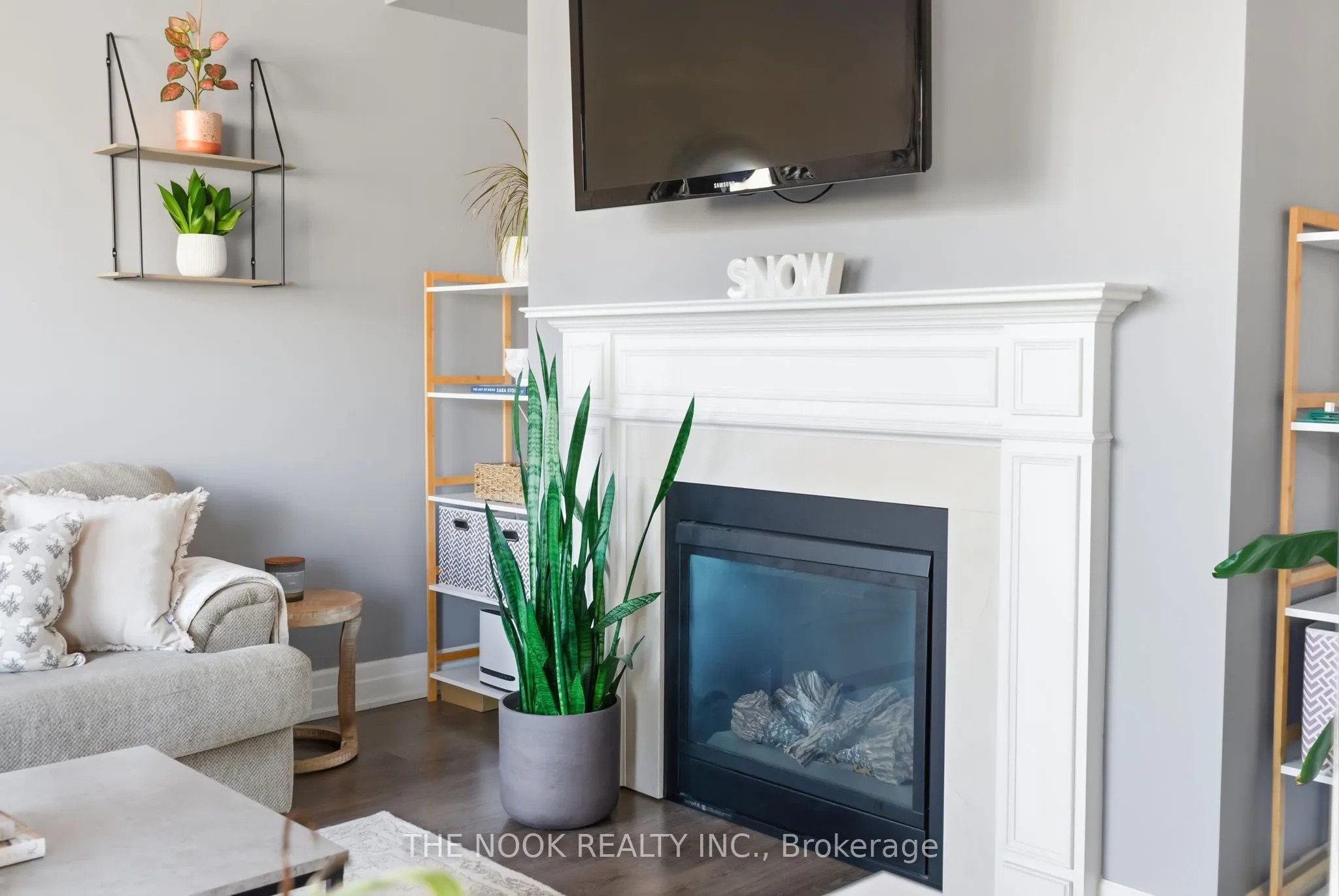 2507 Standardbred Drive