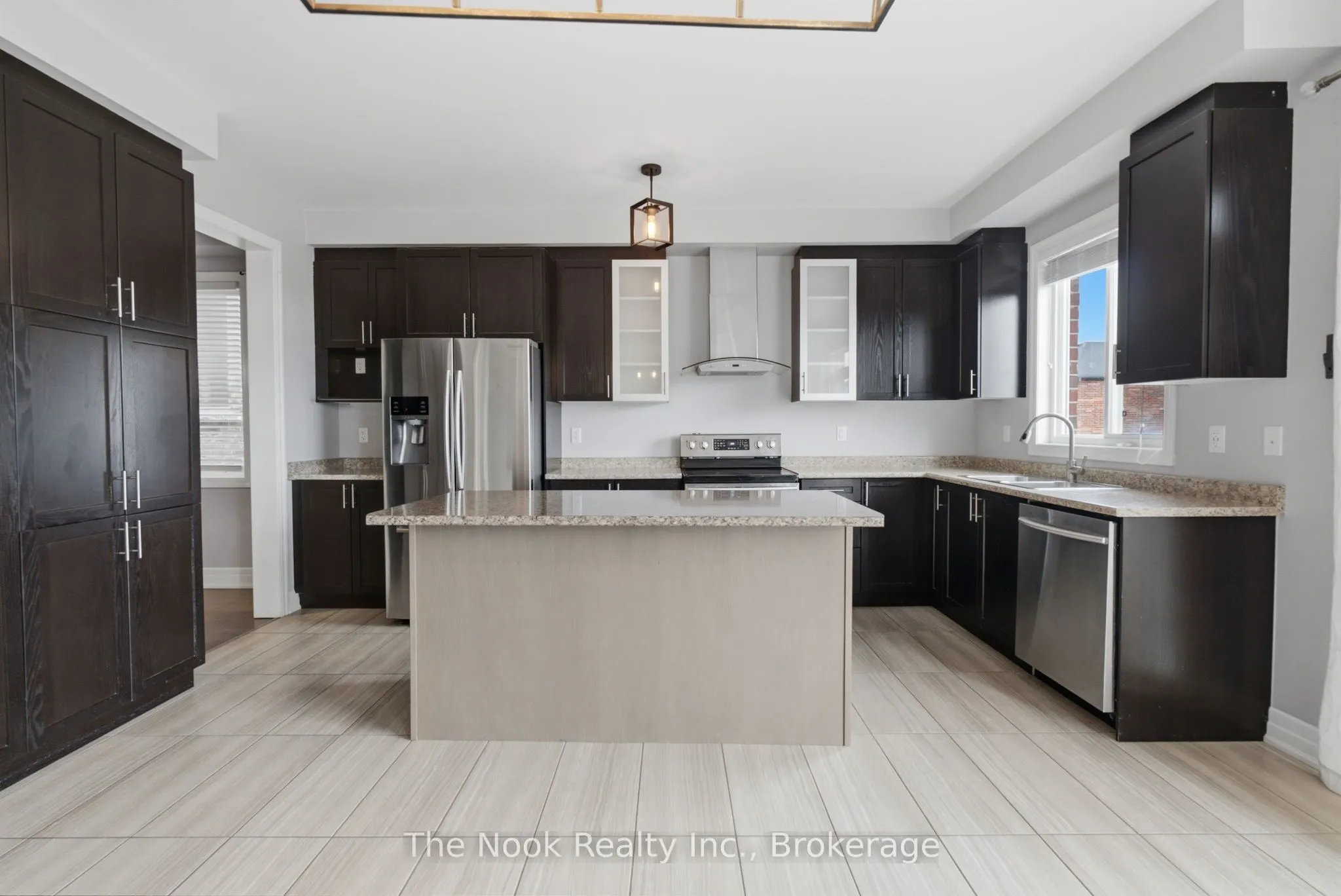 2507 Standardbred Drive