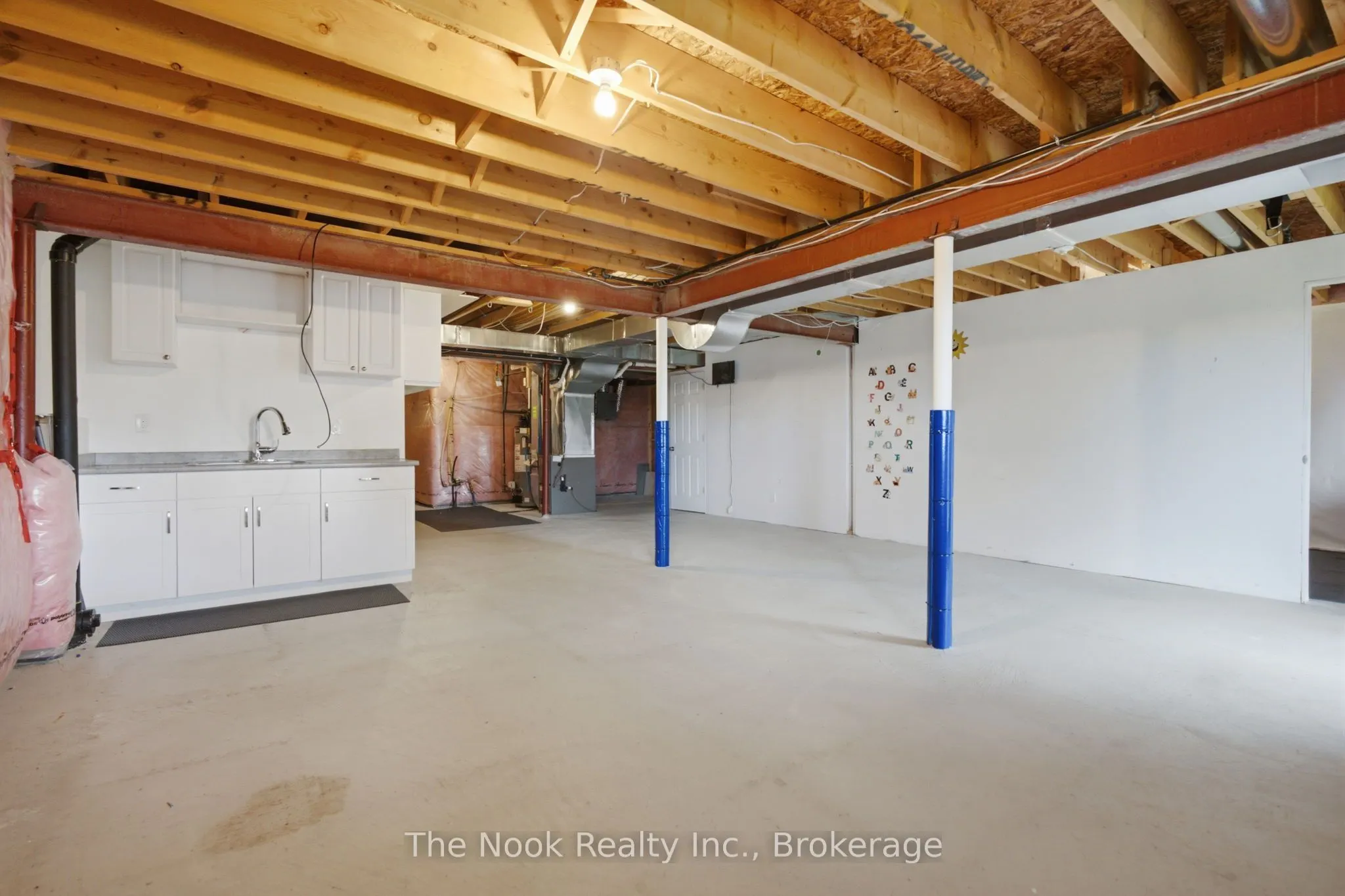 2507 Standardbred Drive