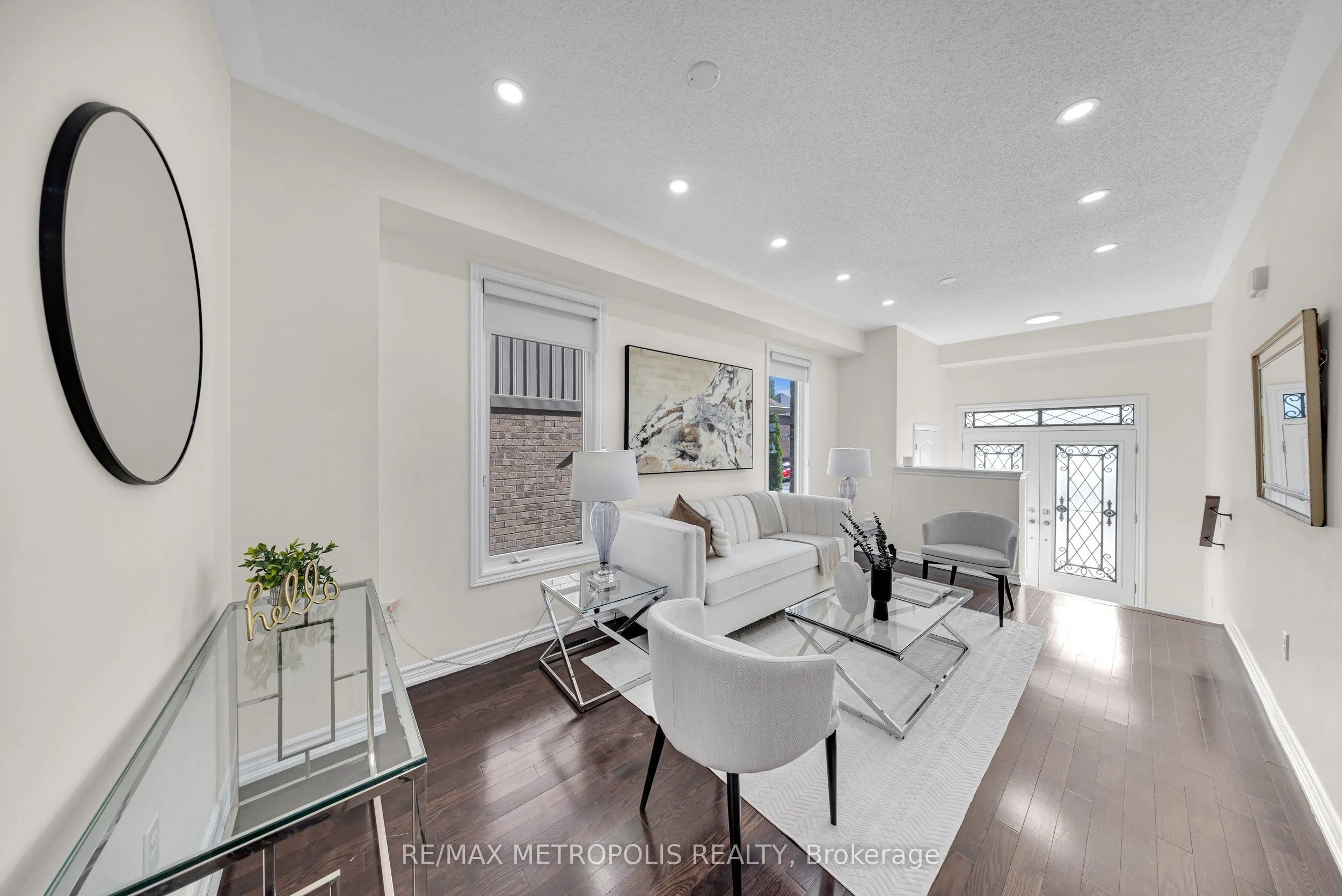 23 Gordon Cowling Street