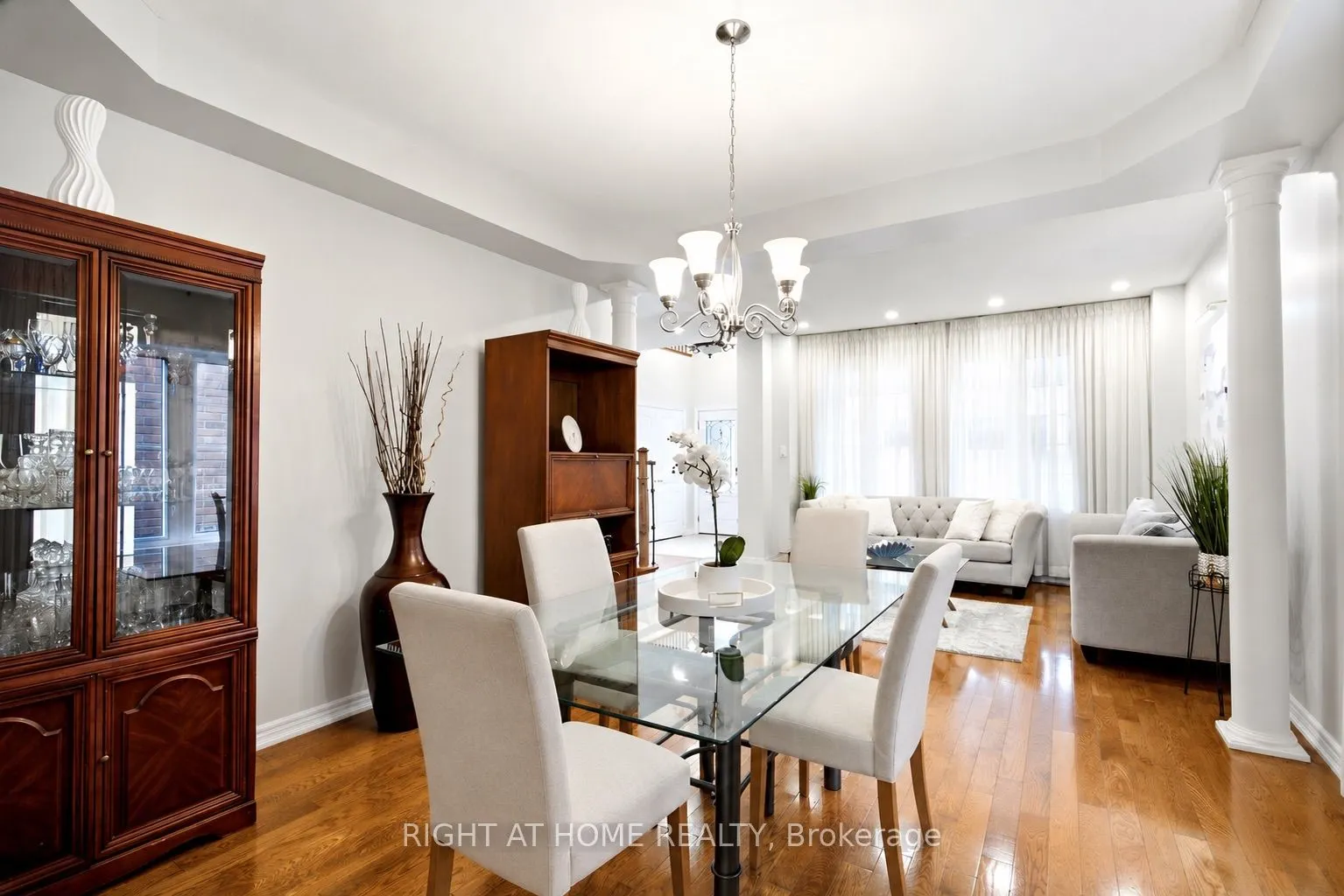 1427 Aldergrove Court