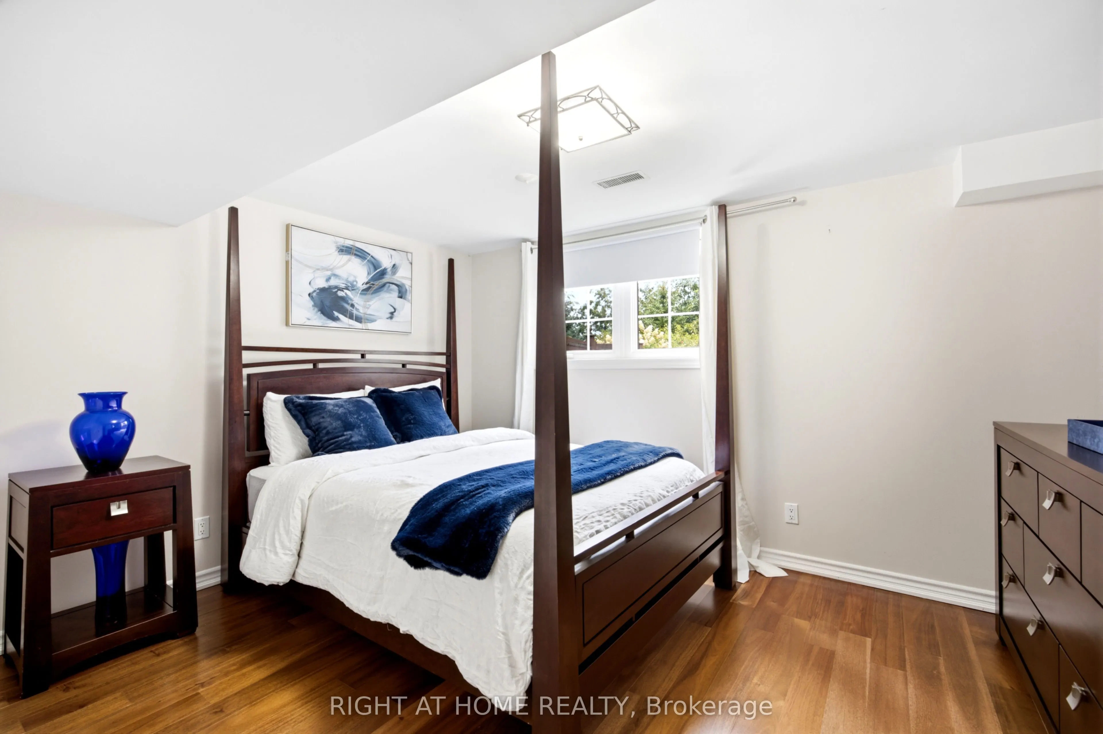 1427 Aldergrove Court