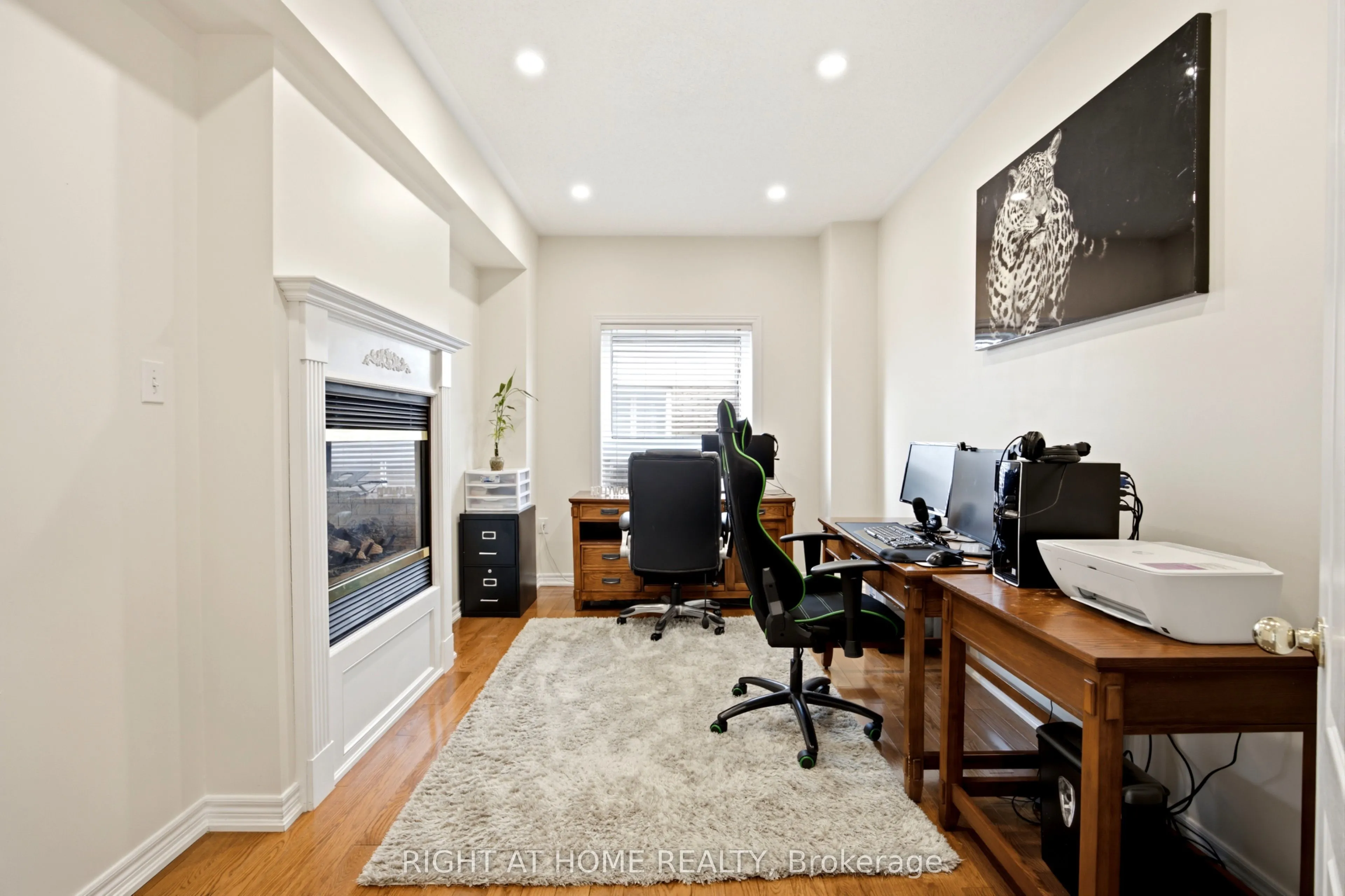 1427 Aldergrove Court