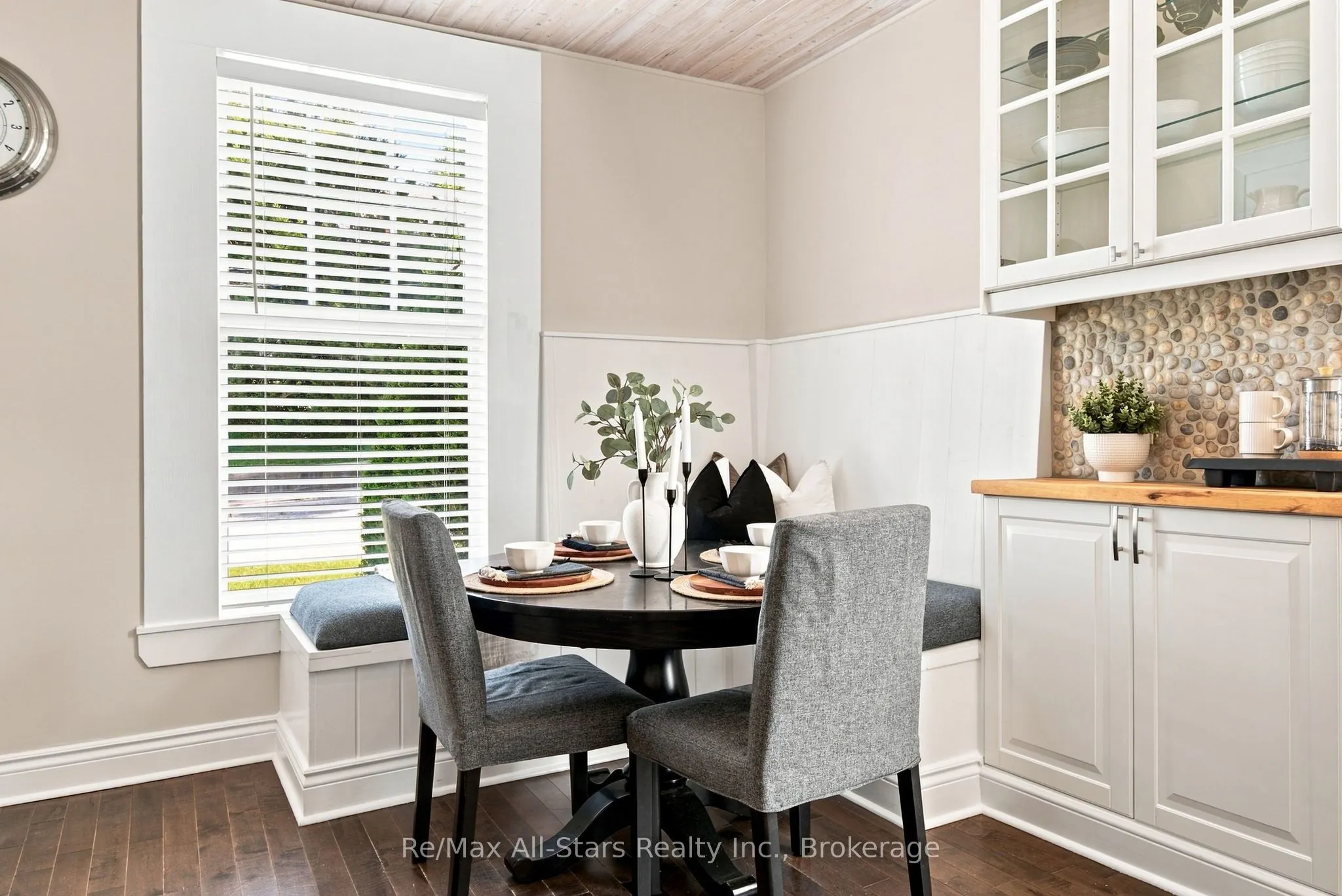15238 Old Simcoe Road