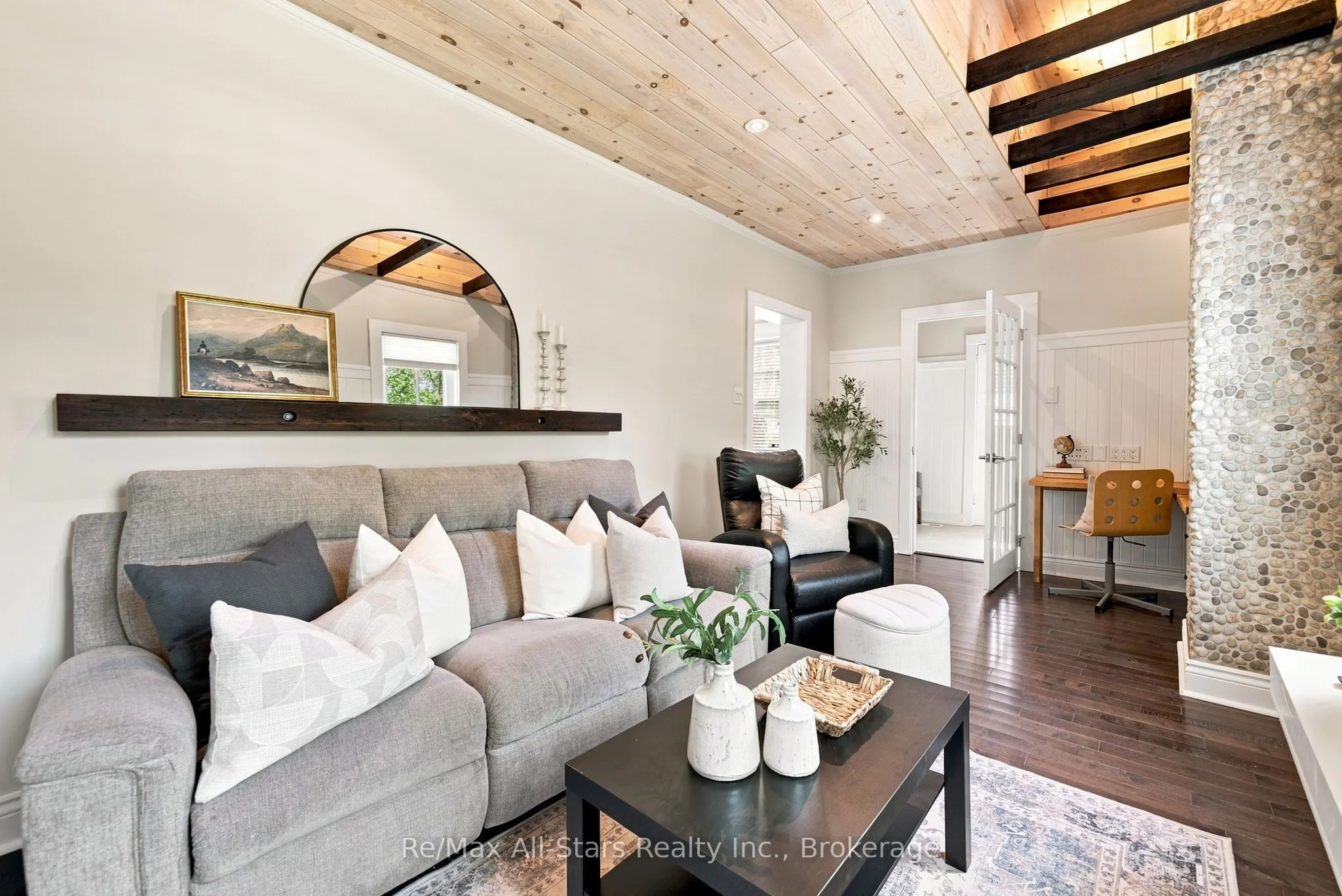 15238 Old Simcoe Road