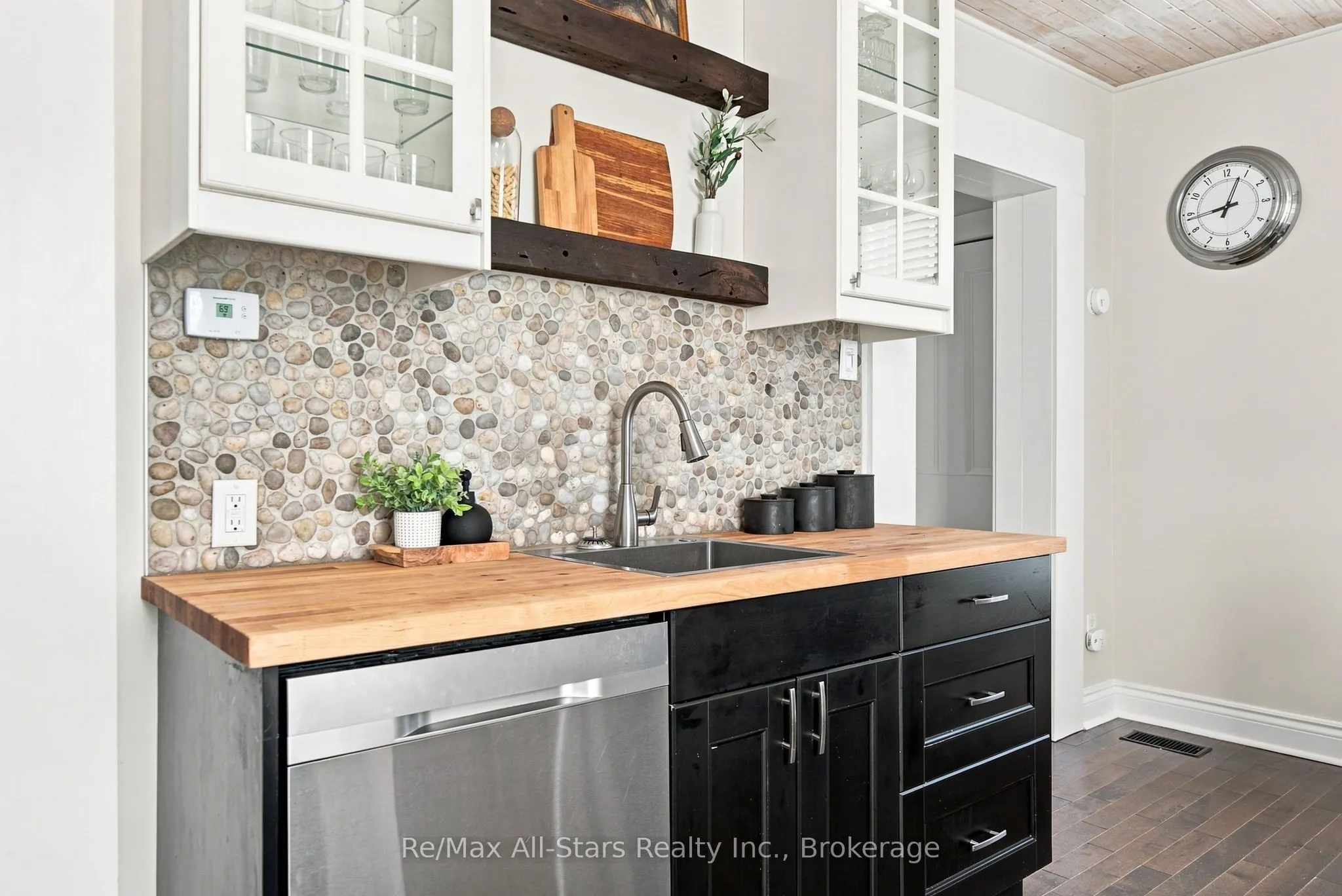 15238 Old Simcoe Road