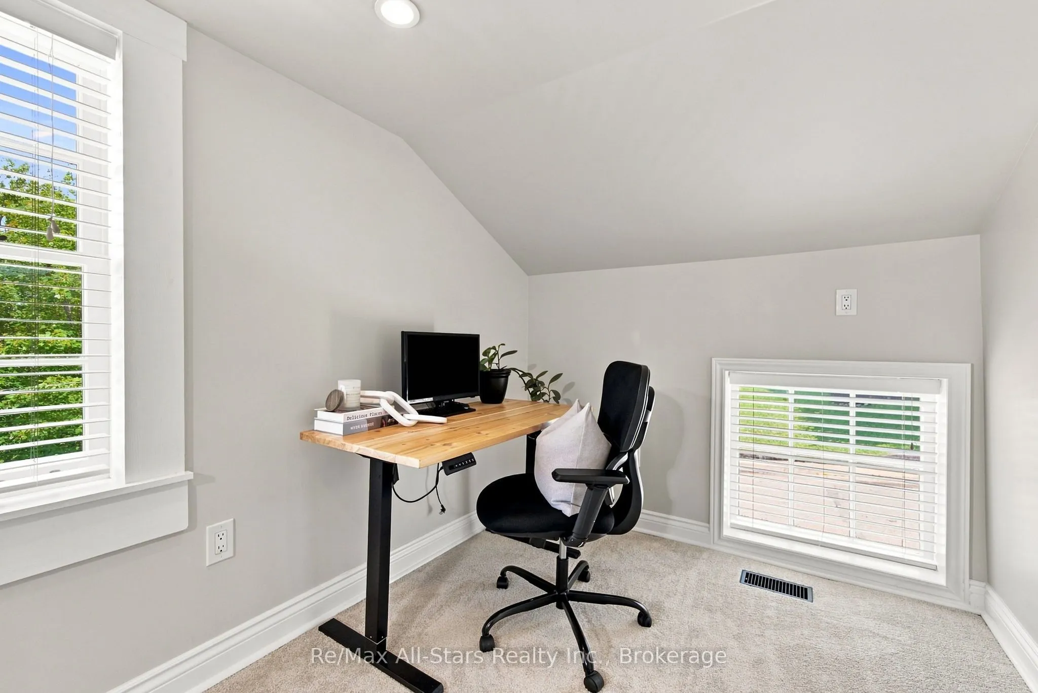 15238 Old Simcoe Road