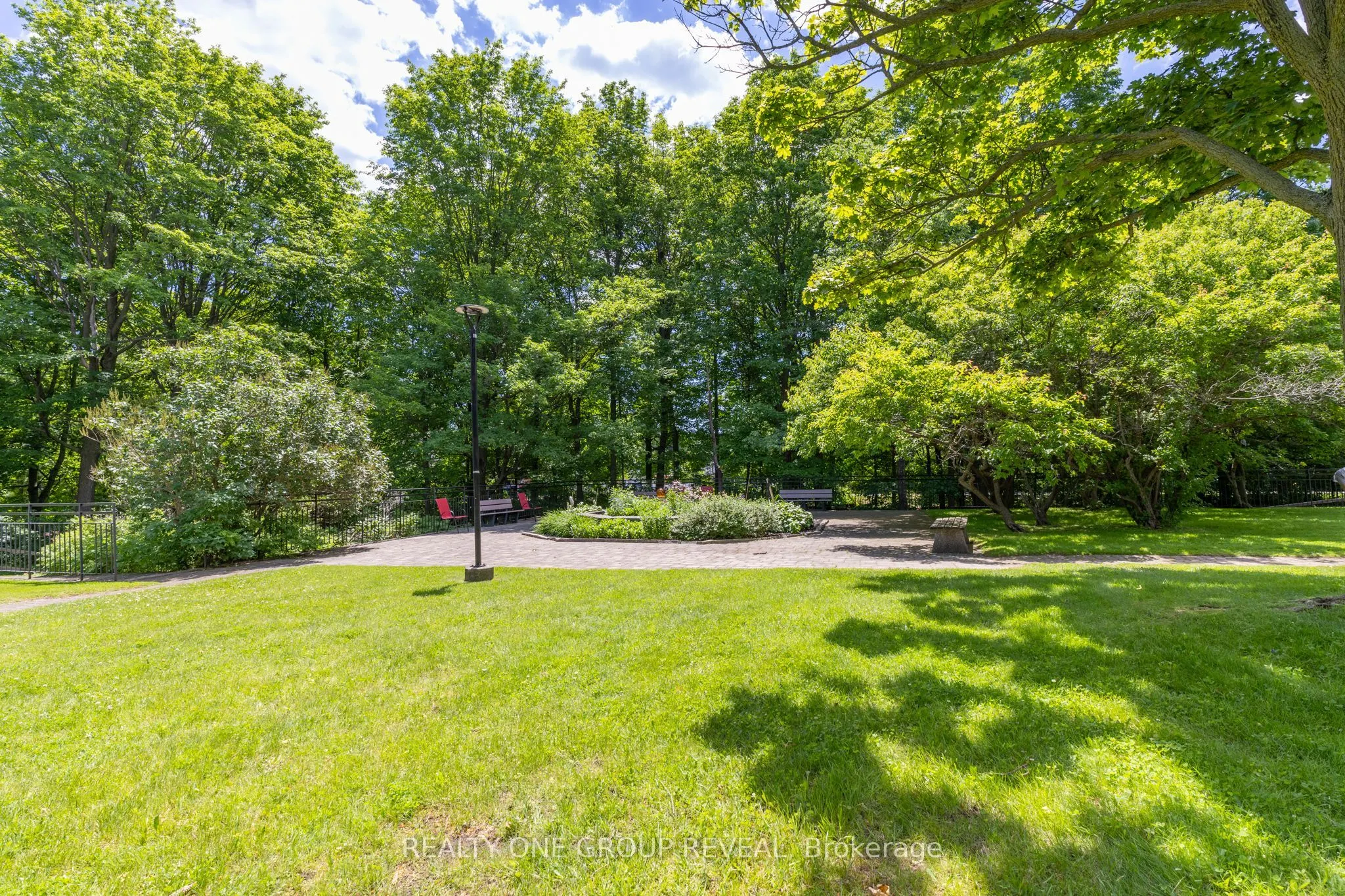 121 Ling Road #1509